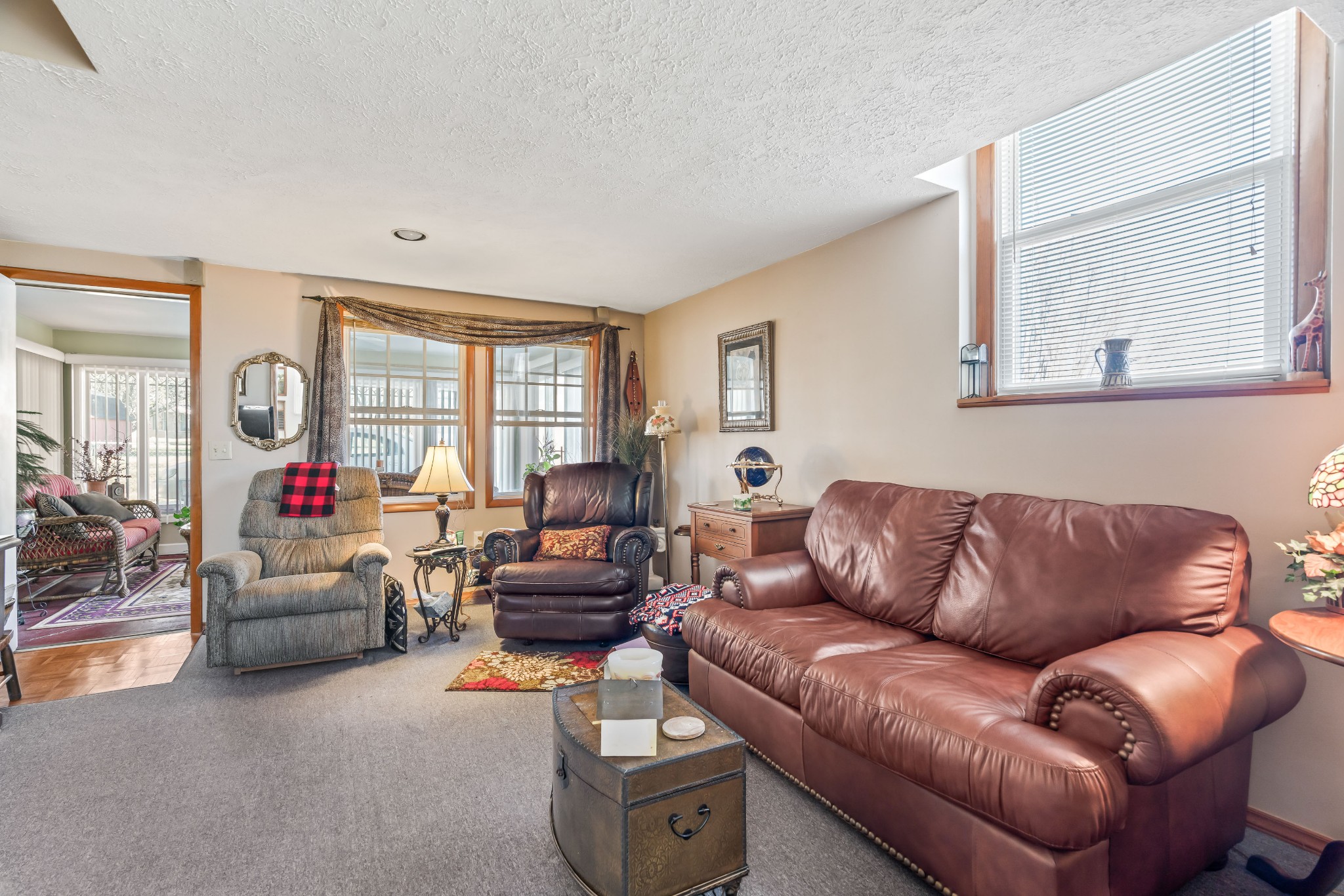 106 Creekwood Dr