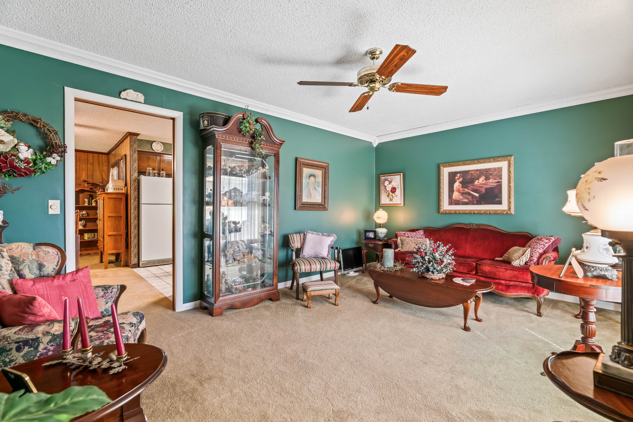 106 Creekwood Dr