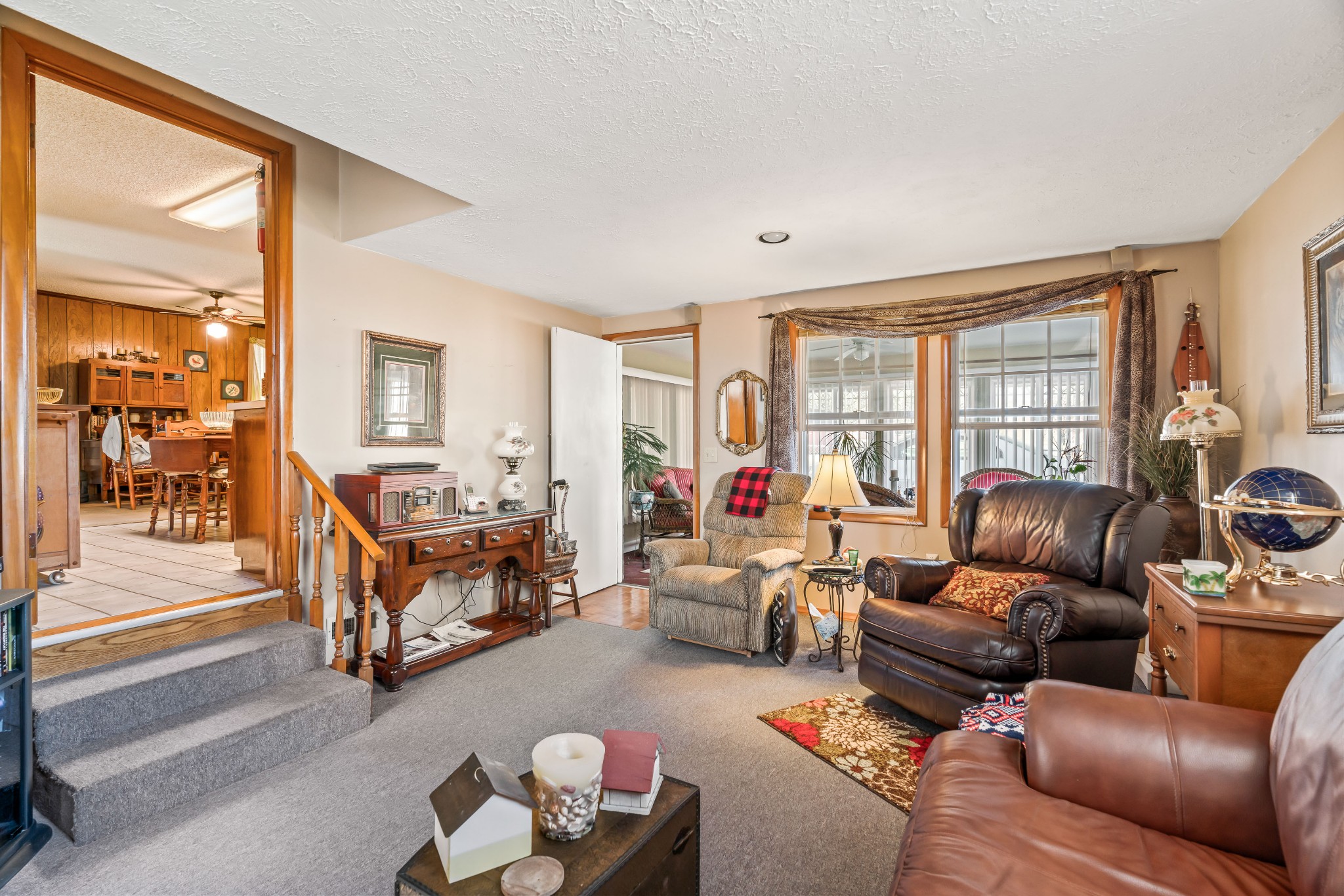 106 Creekwood Dr