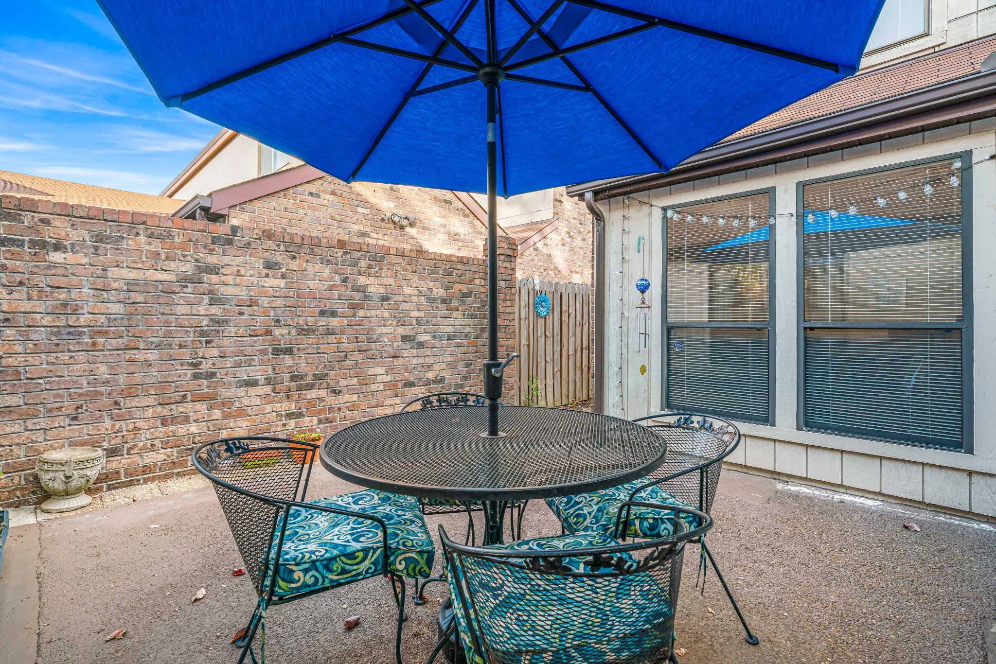422 Hunters Pl
