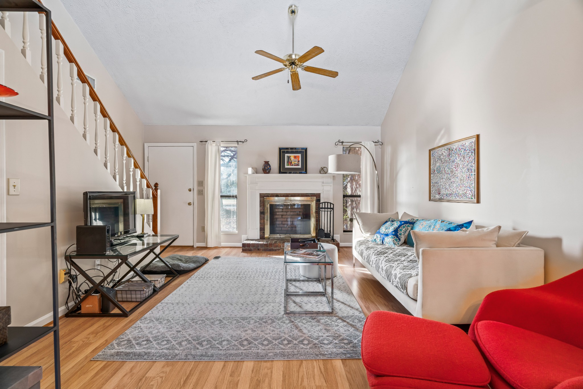 422 Hunters Pl