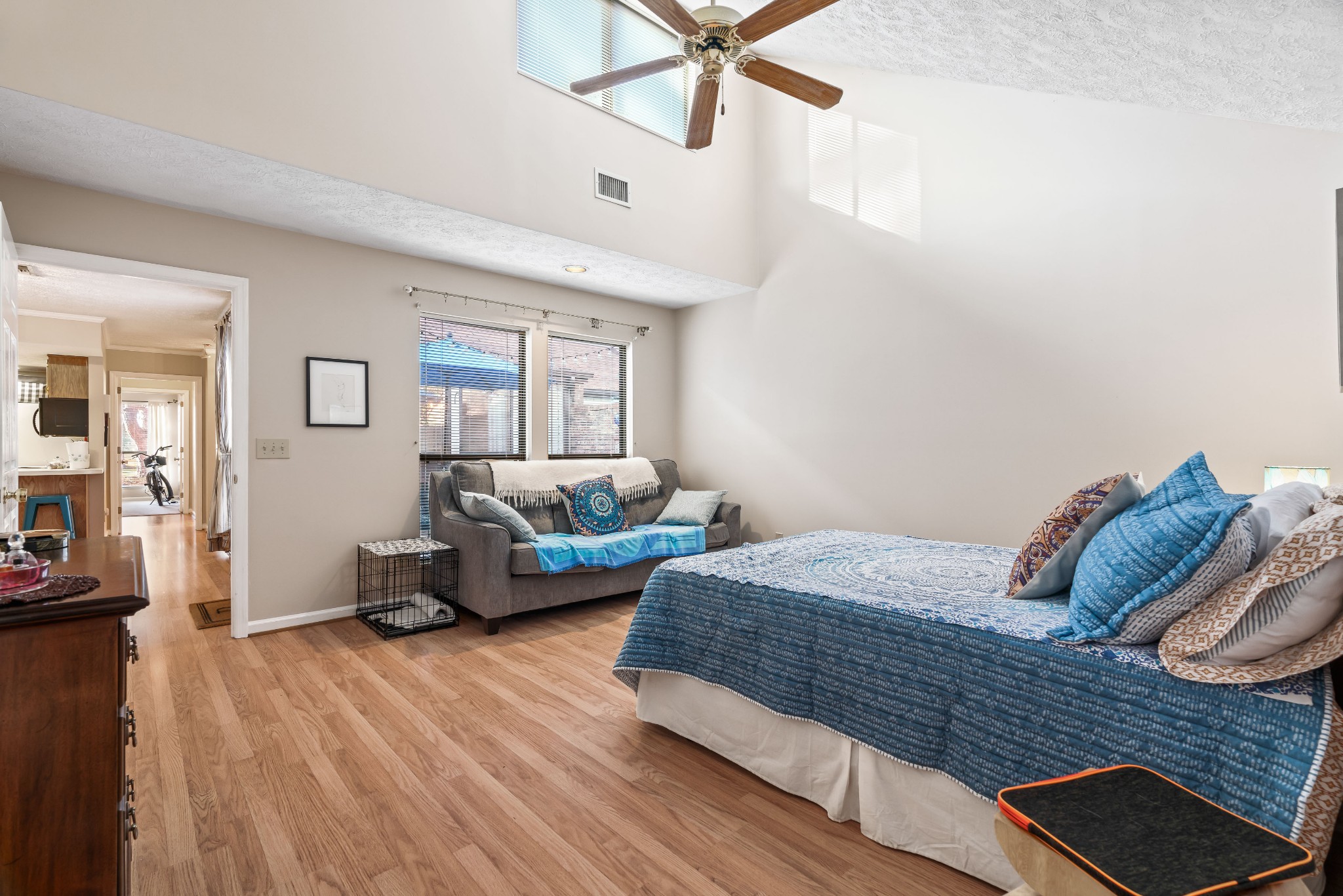 422 Hunters Pl