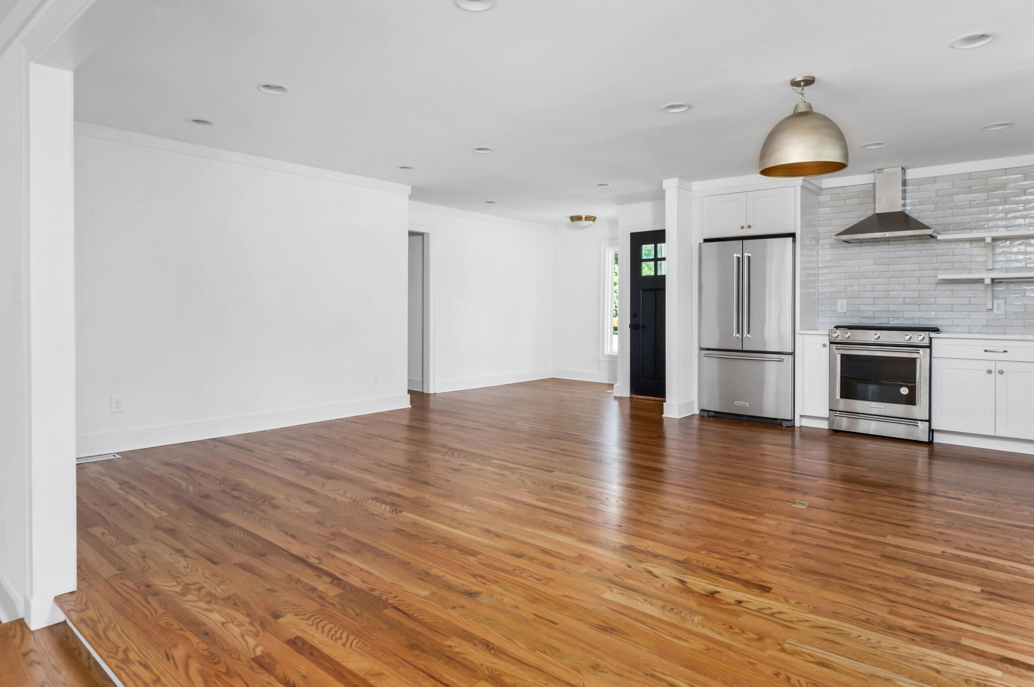 102 Dabney Dr