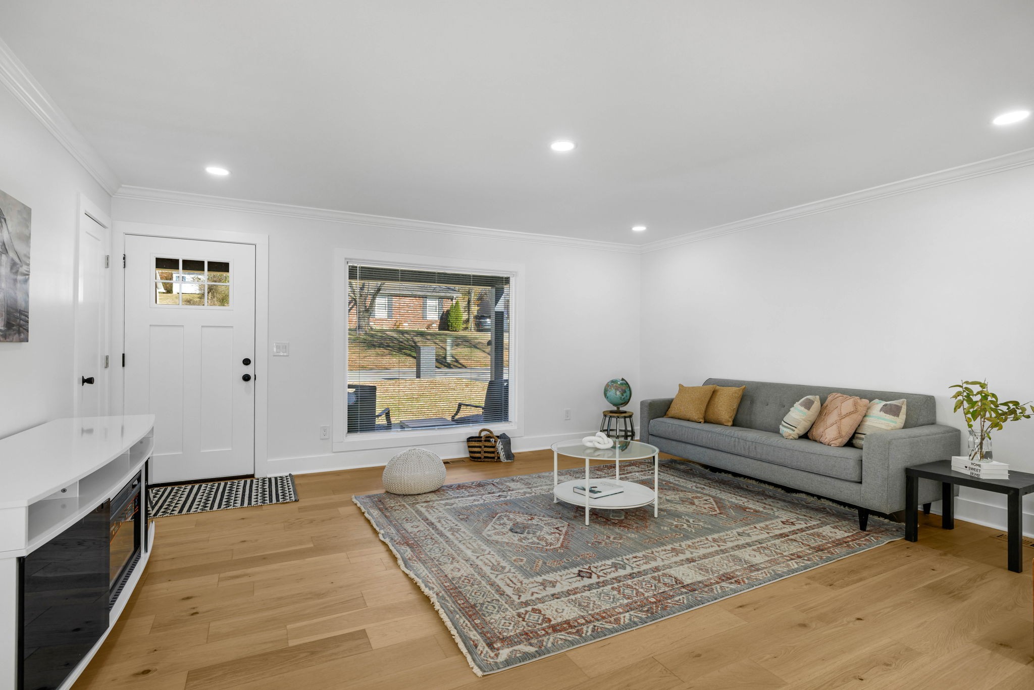 667 Huntington Pkwy