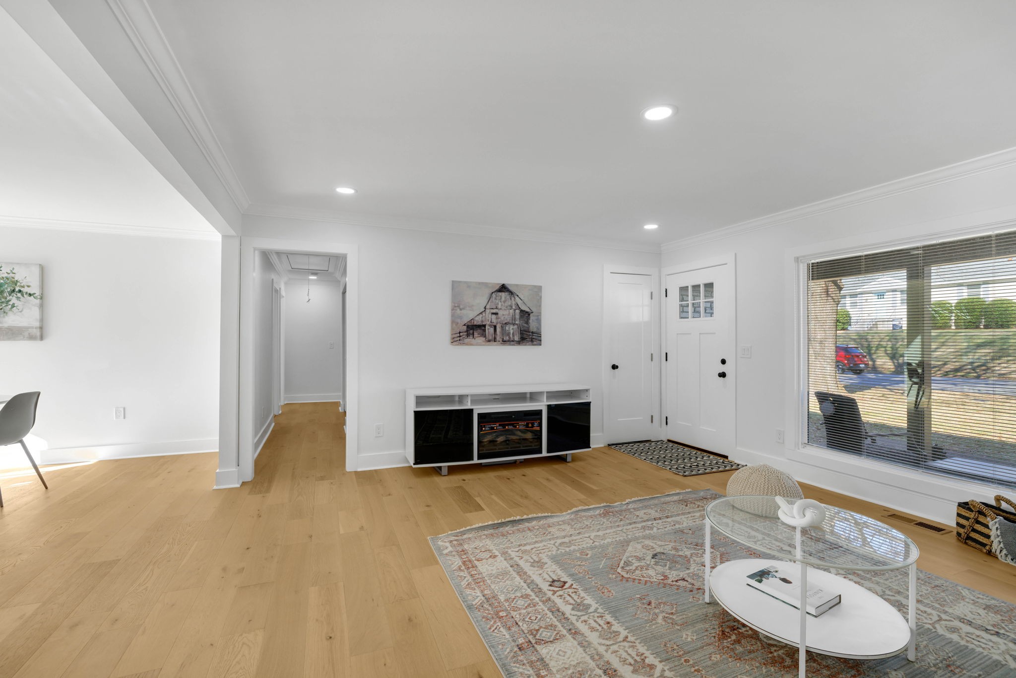 667 Huntington Pkwy