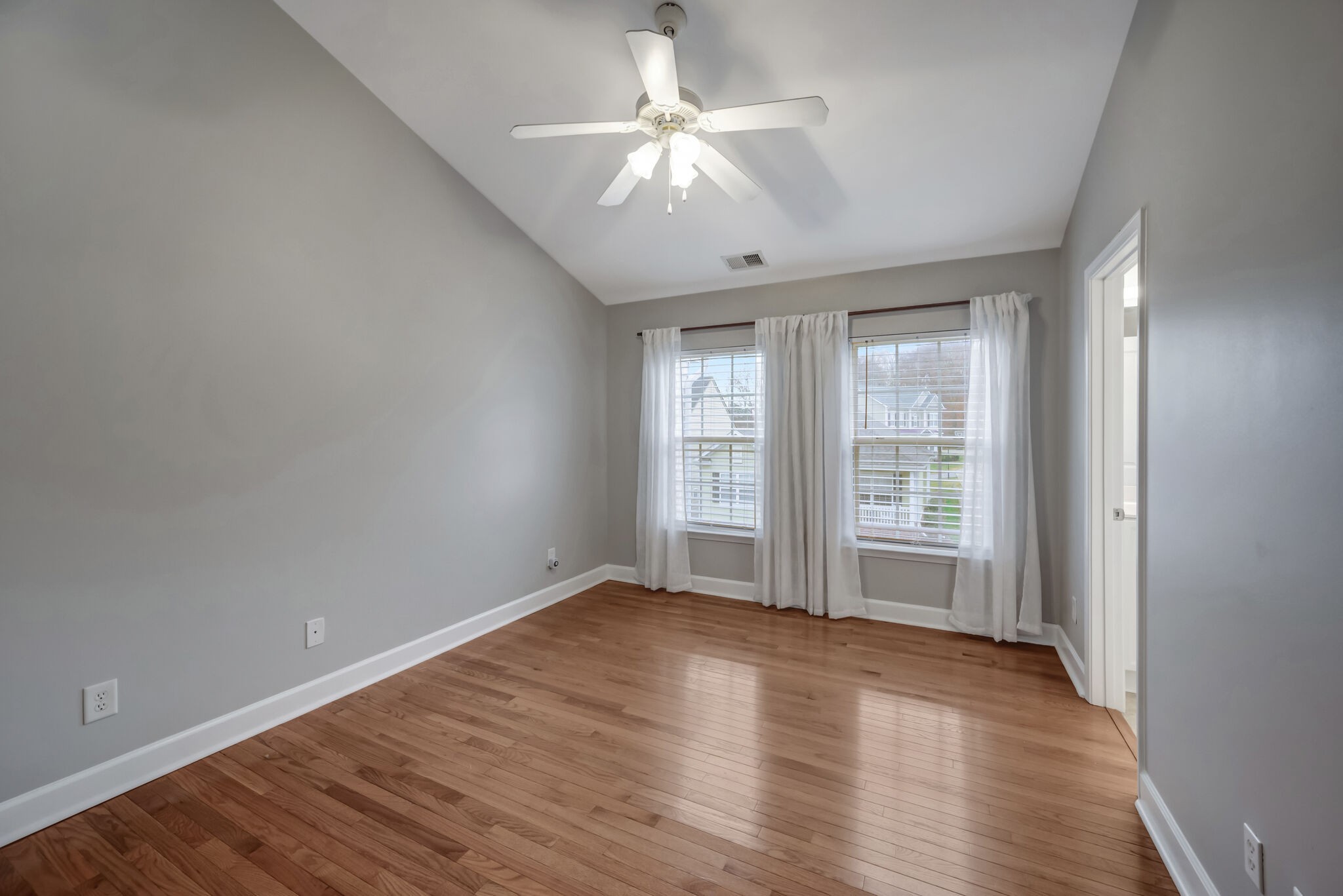 1014 Loxley Dr