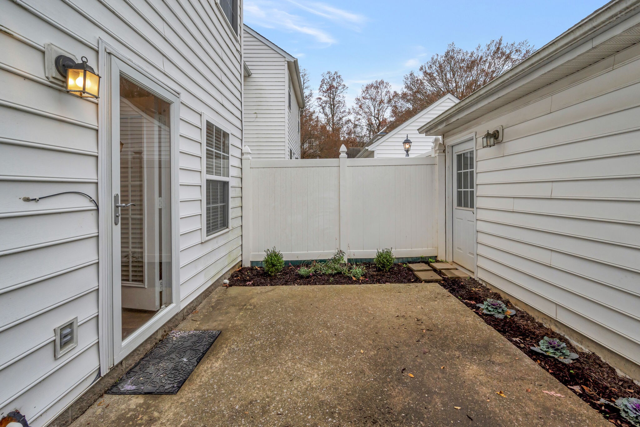 1014 Loxley Dr