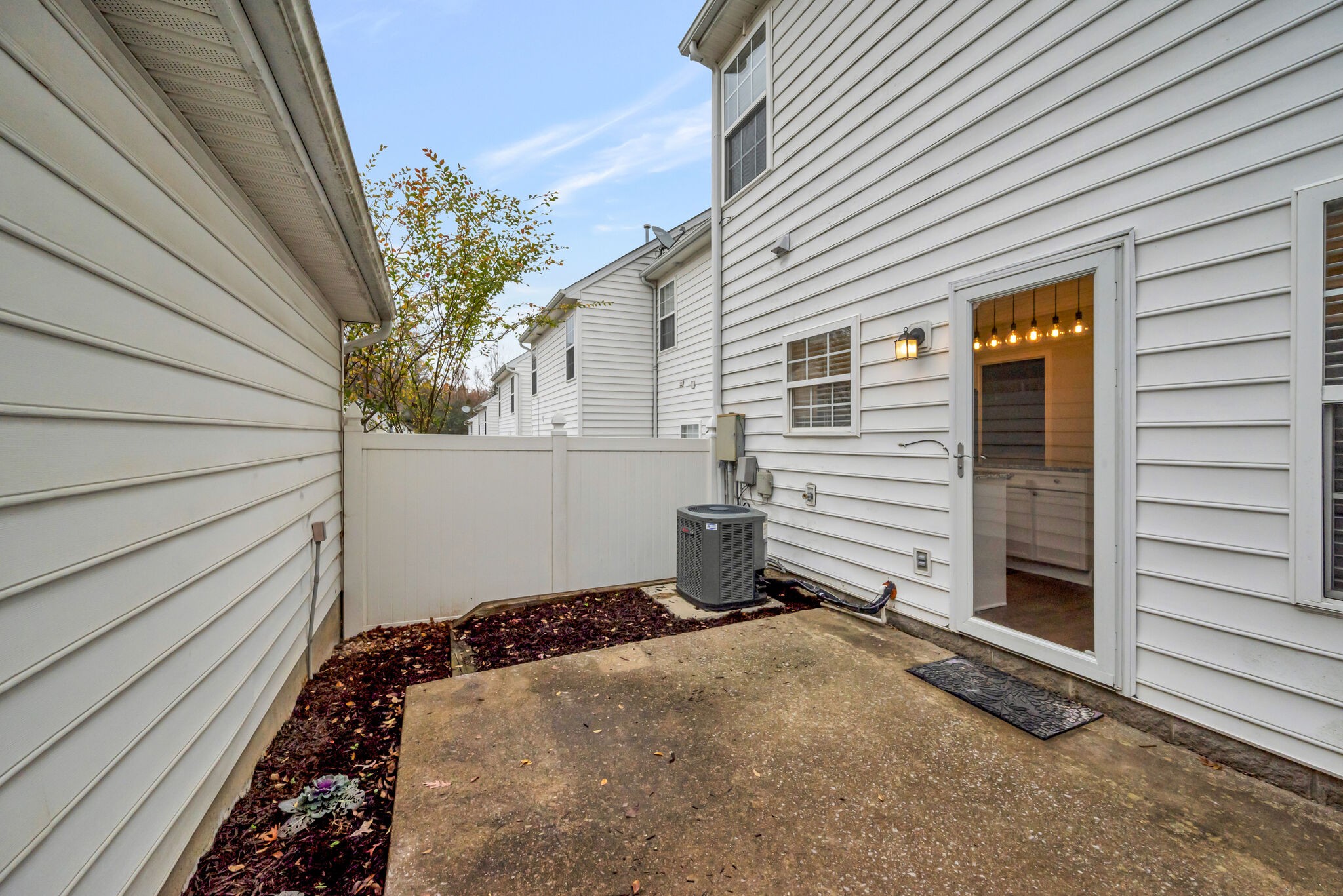 1014 Loxley Dr