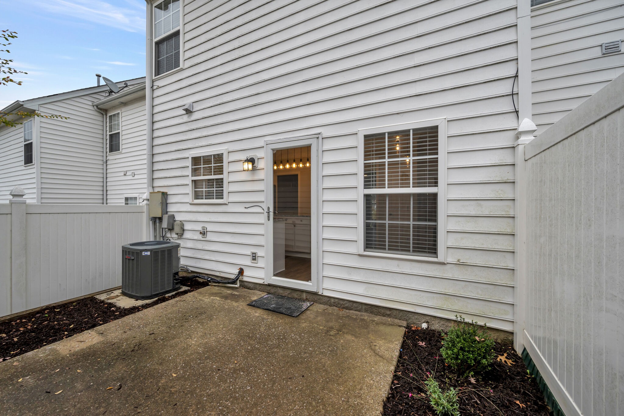 1014 Loxley Dr
