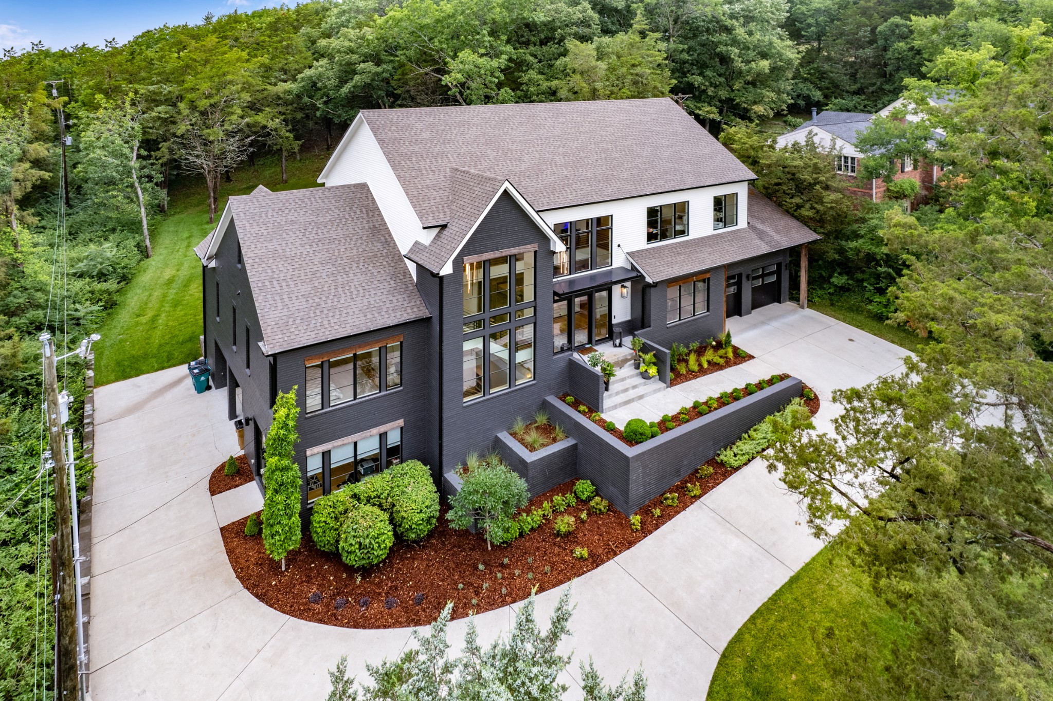 4530 Beacon Dr