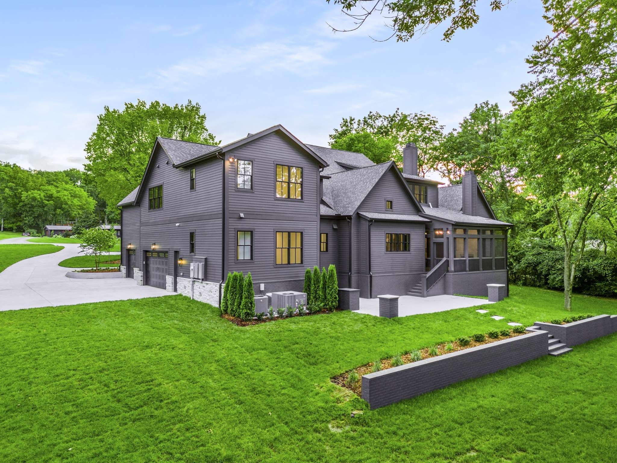 4308 Beekman Dr