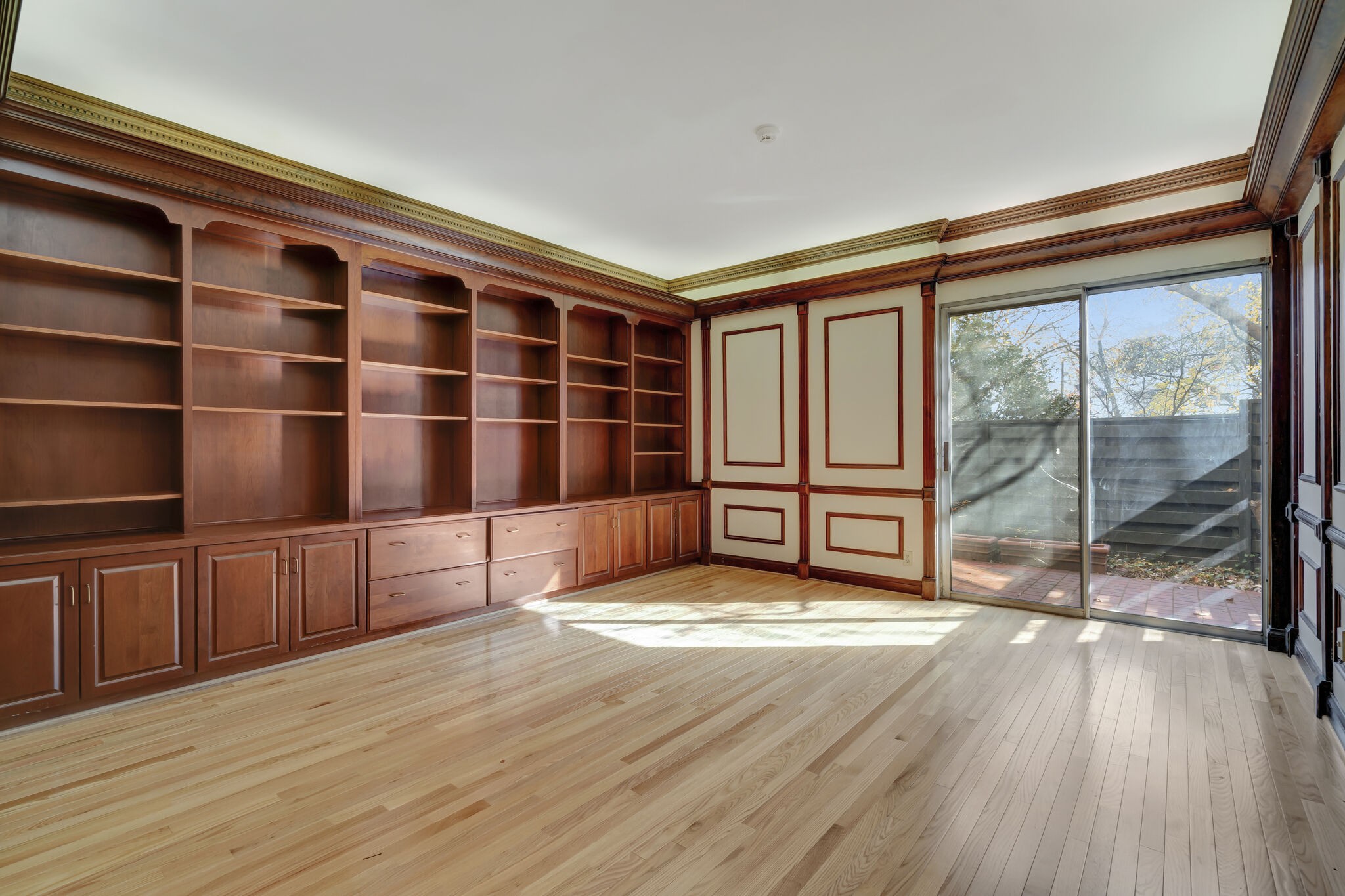 4215 Harding Pike Unit: 102