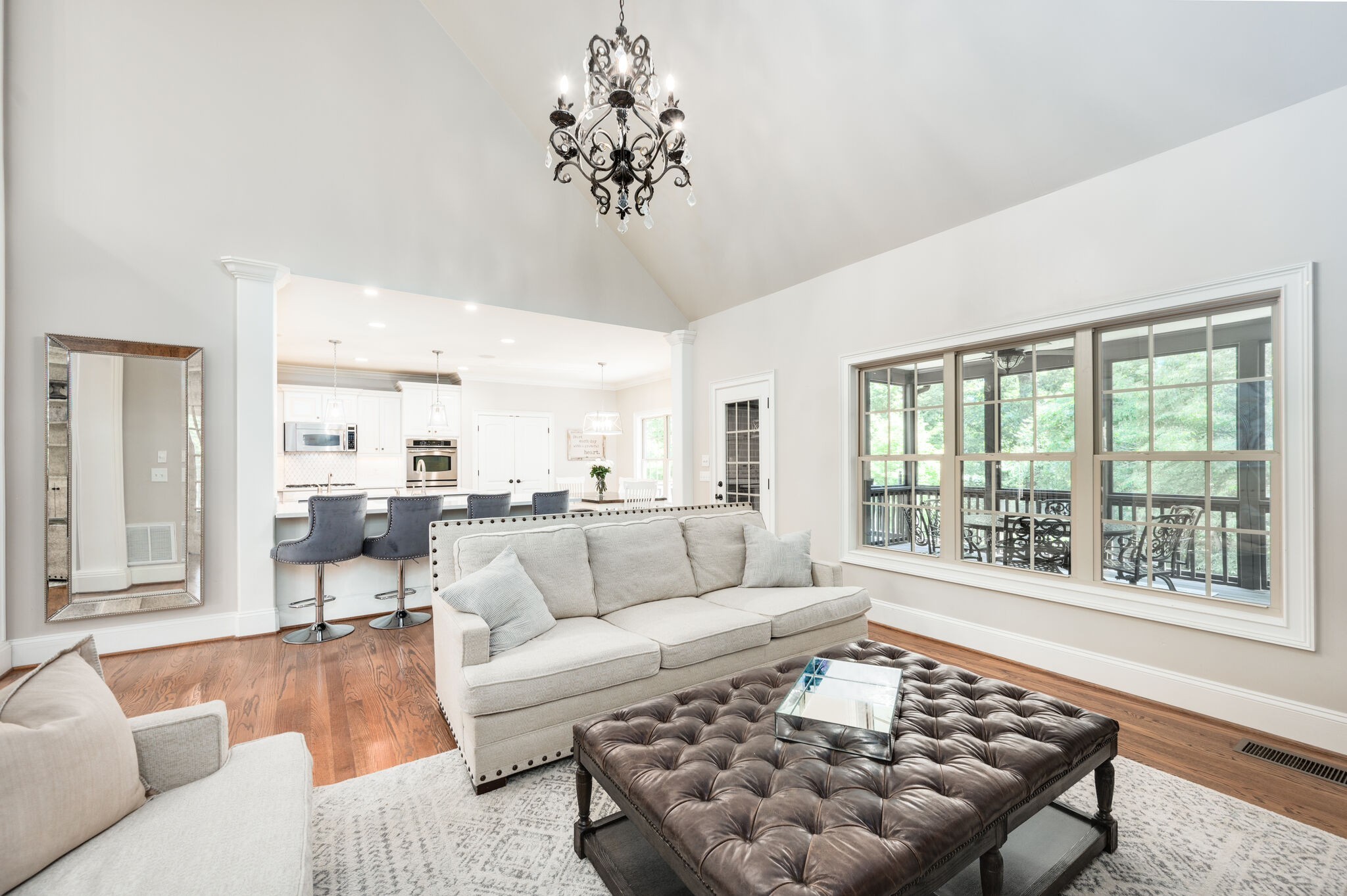 1034 Walnut Bend Ln