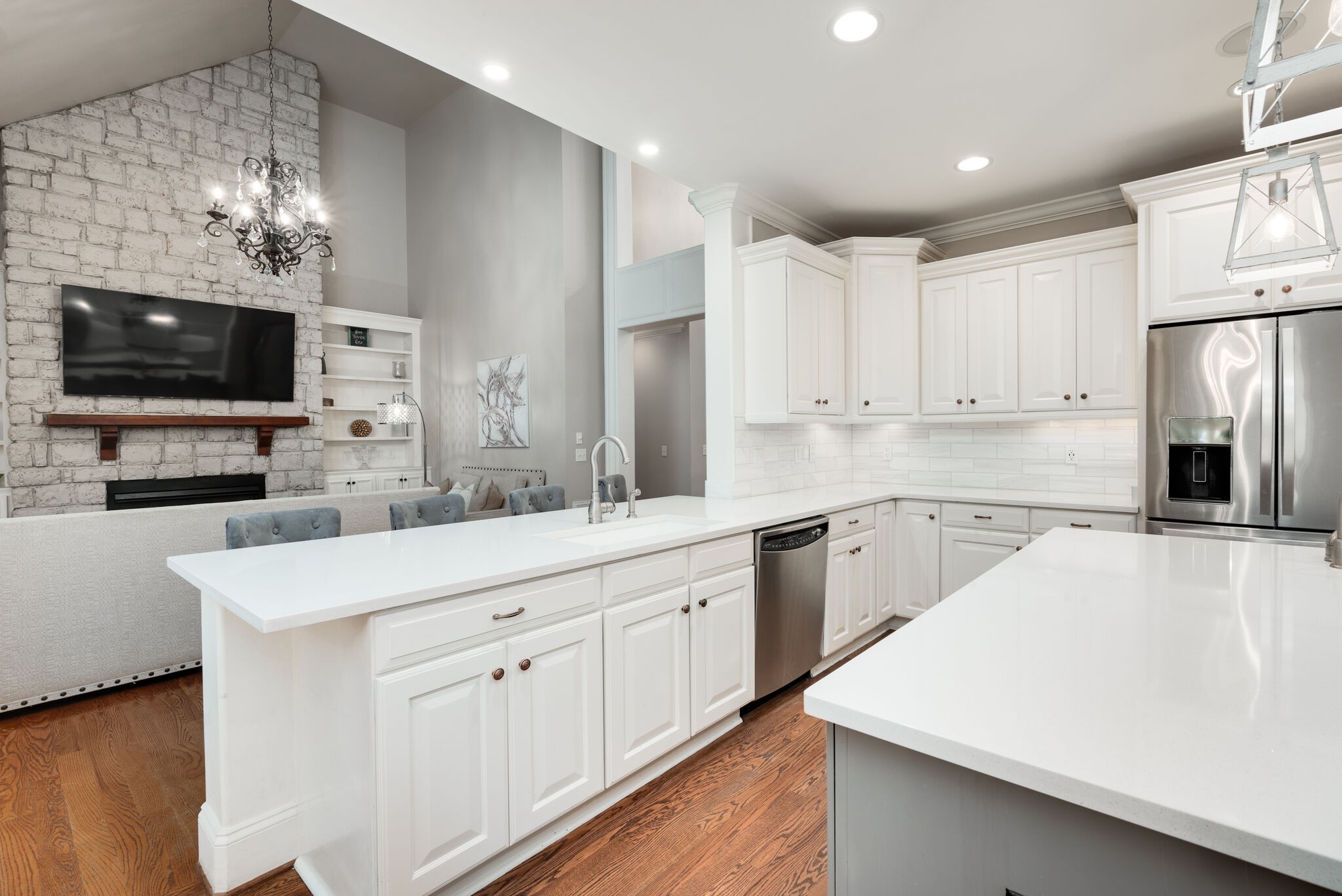 1034 Walnut Bend Ln