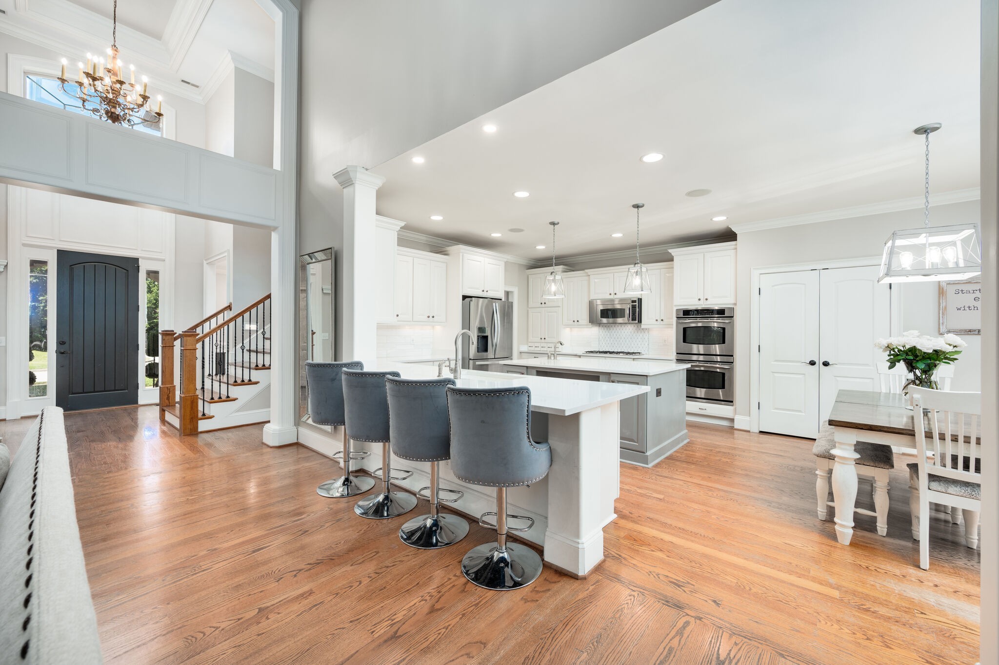 1034 Walnut Bend Ln