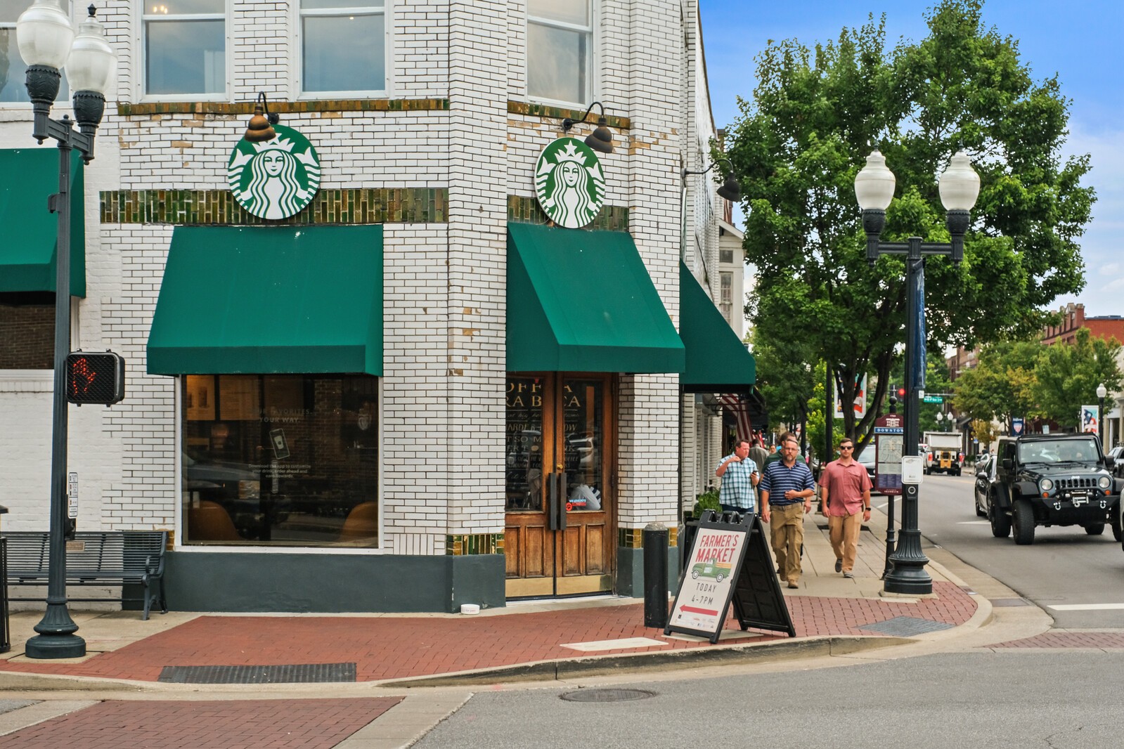 228 4th Ave, N Unit: 1