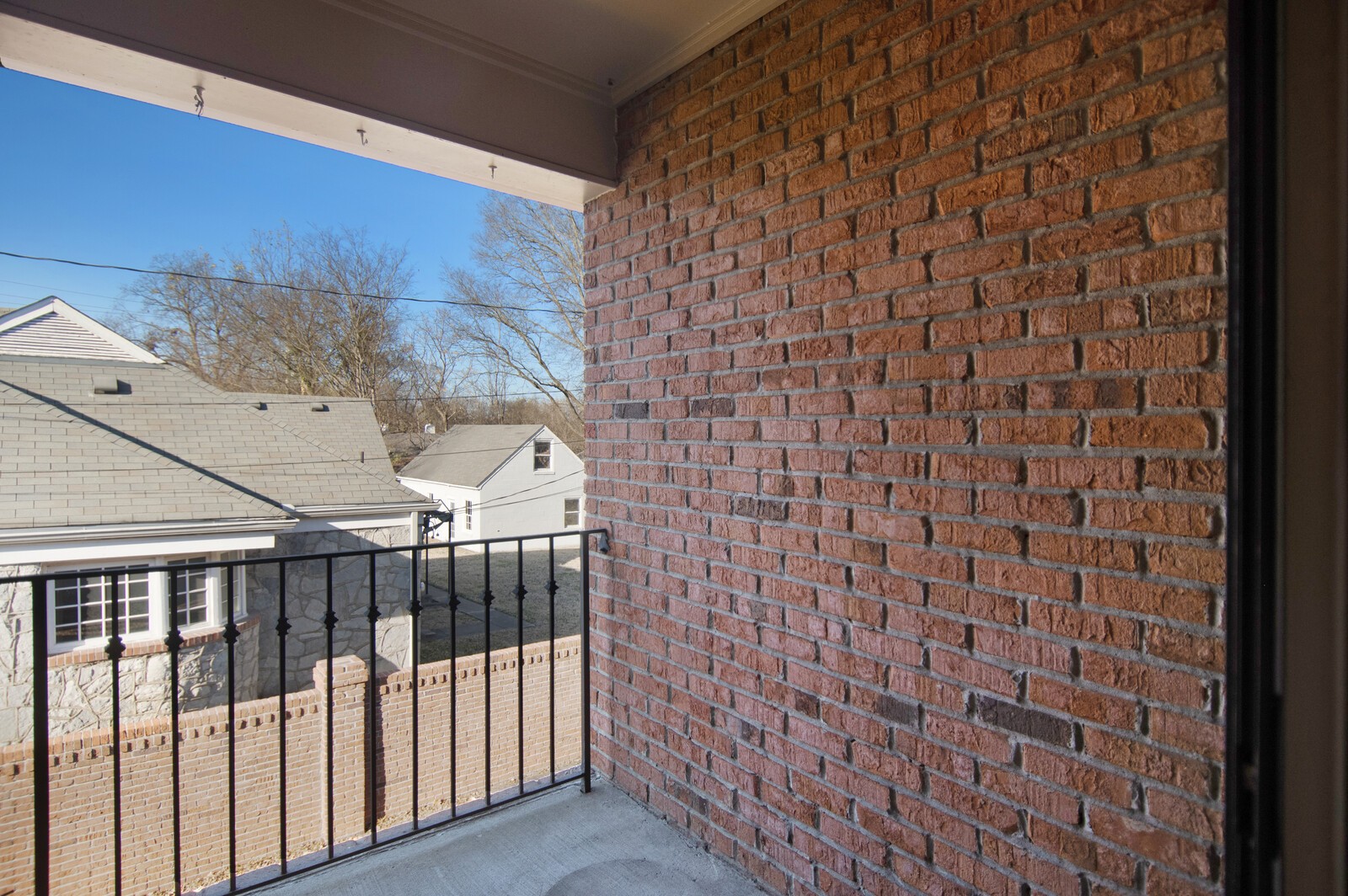 228 4th Ave, N Unit: 1