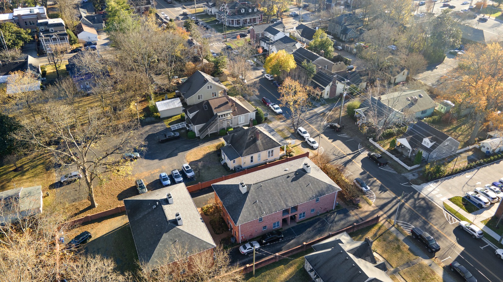 228 4th Ave, N Unit: 1