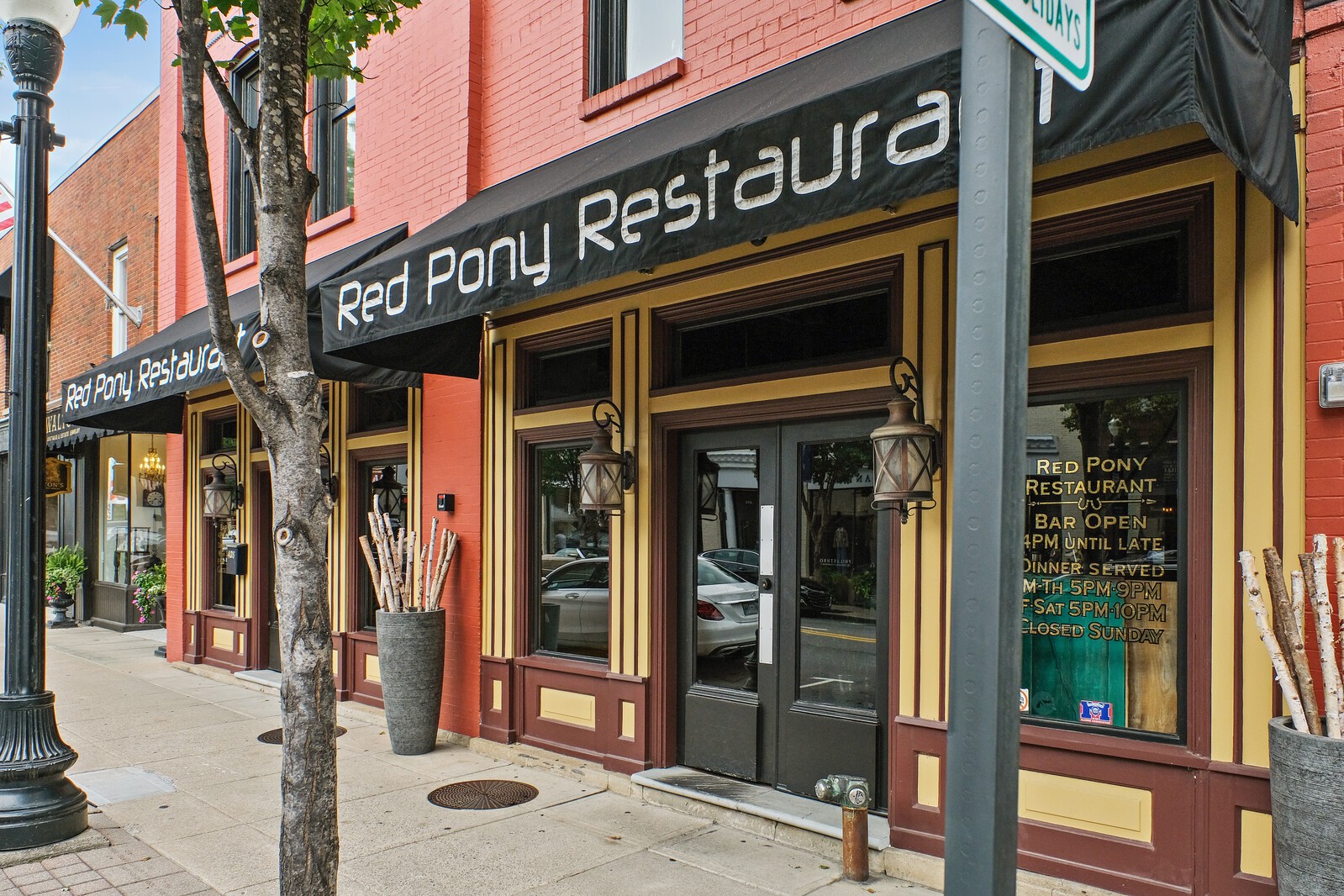 228 4th Ave, N Unit: 1