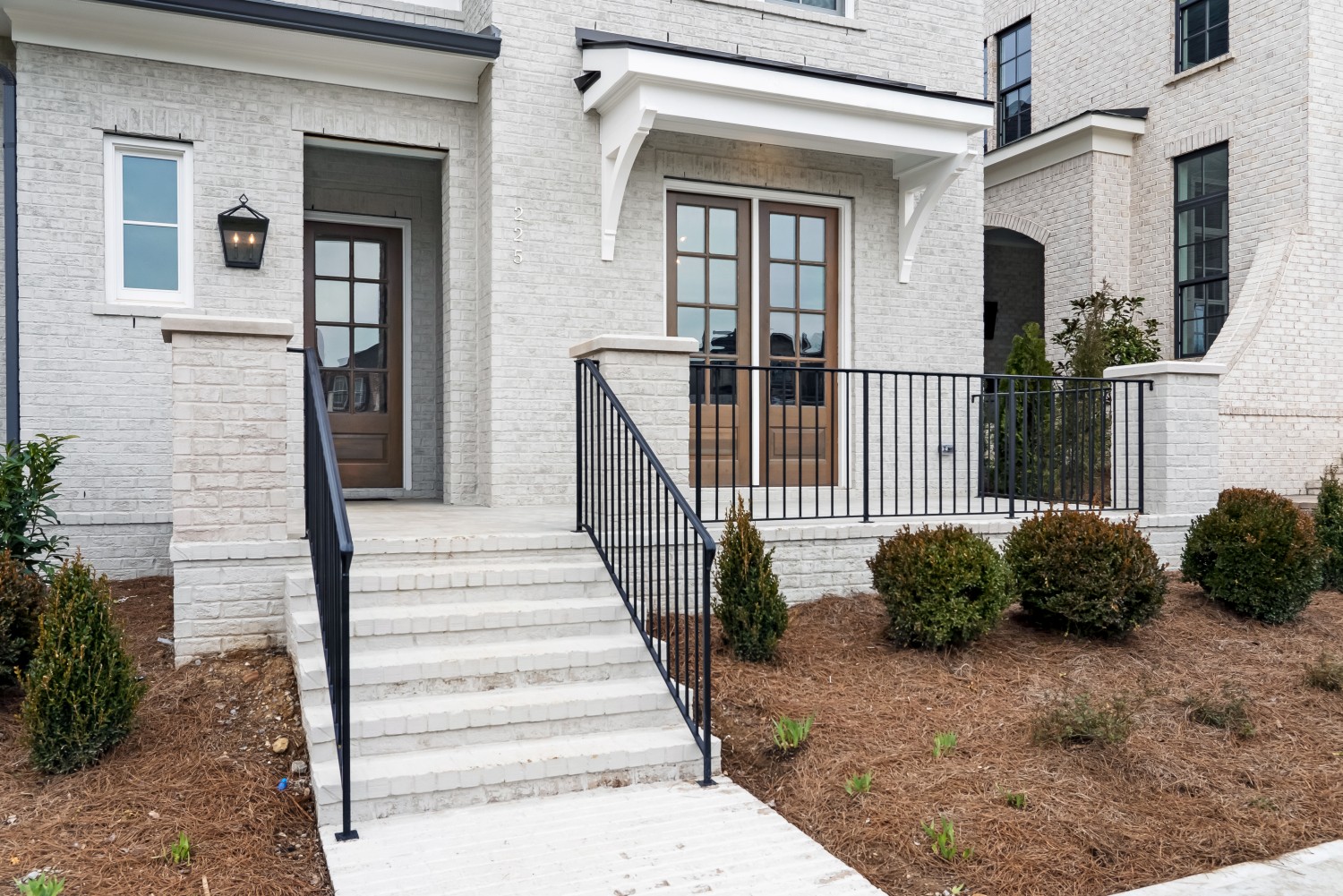 225 Meriwether Blvd