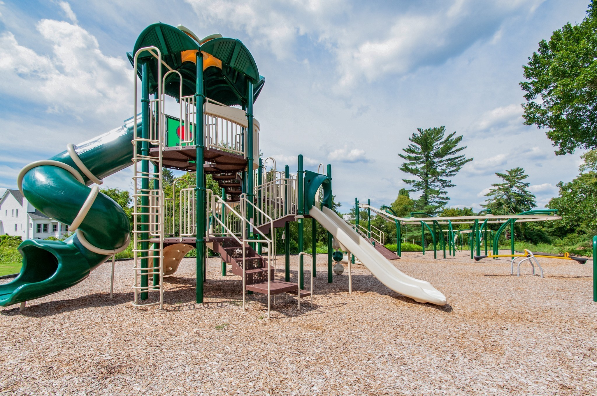 225 Meriwether Blvd