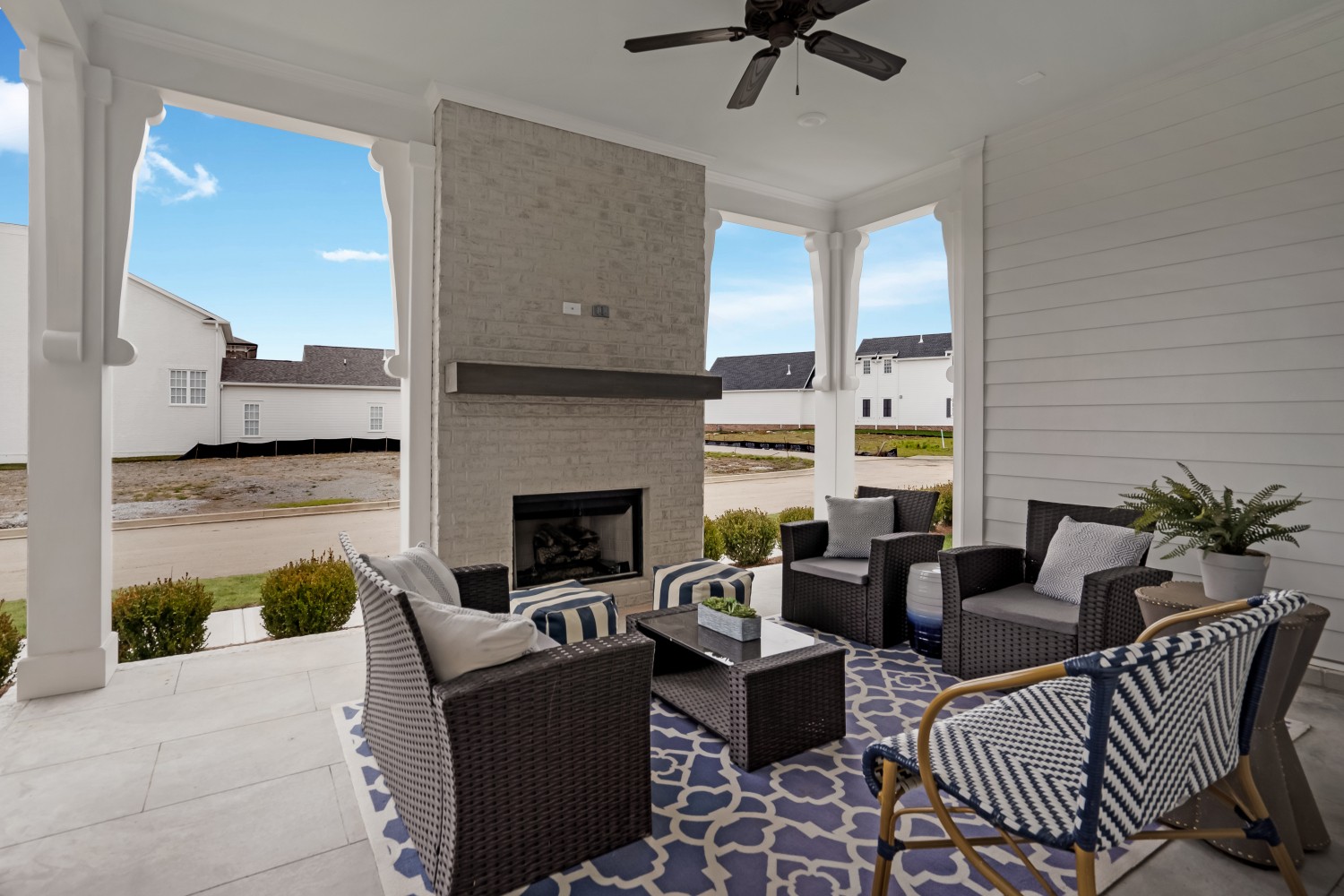 225 Meriwether Blvd