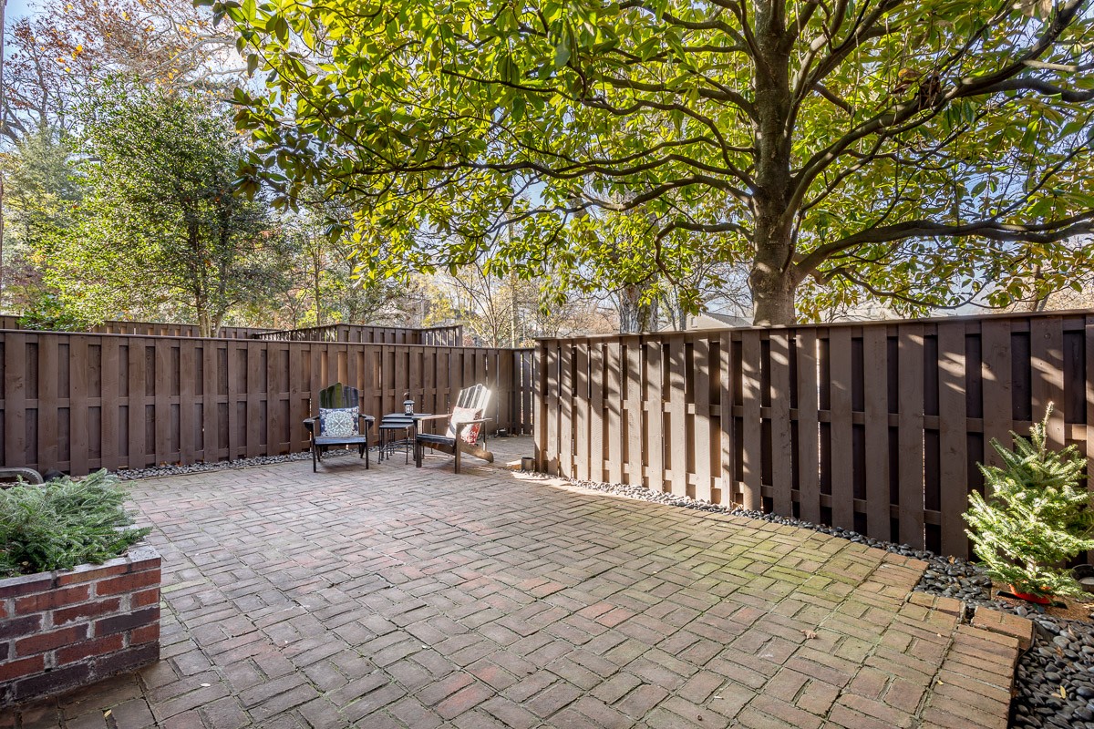 602 Timber Ln