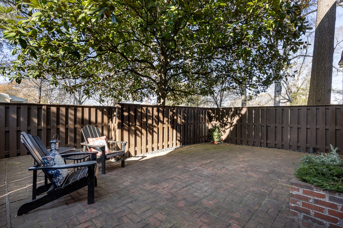 602 Timber Ln