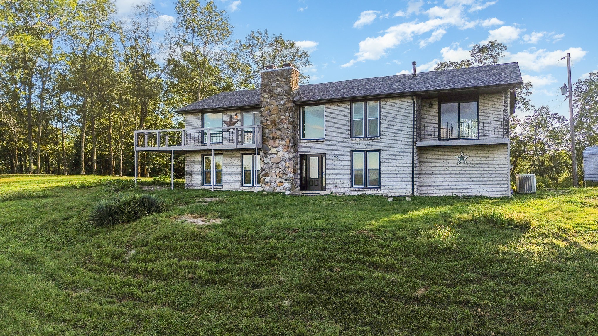 1201 Longstreet Cir