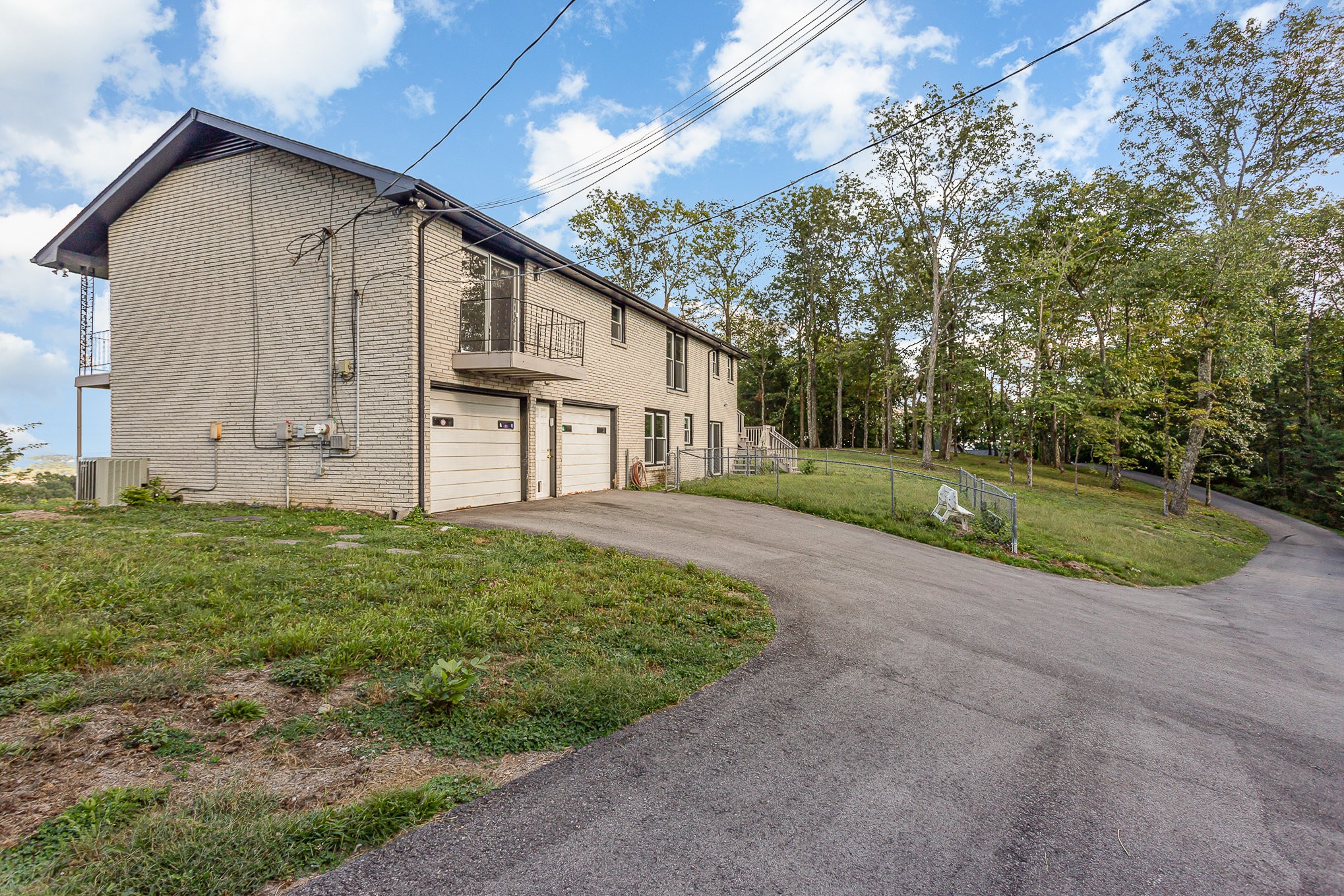 1201 Longstreet Cir