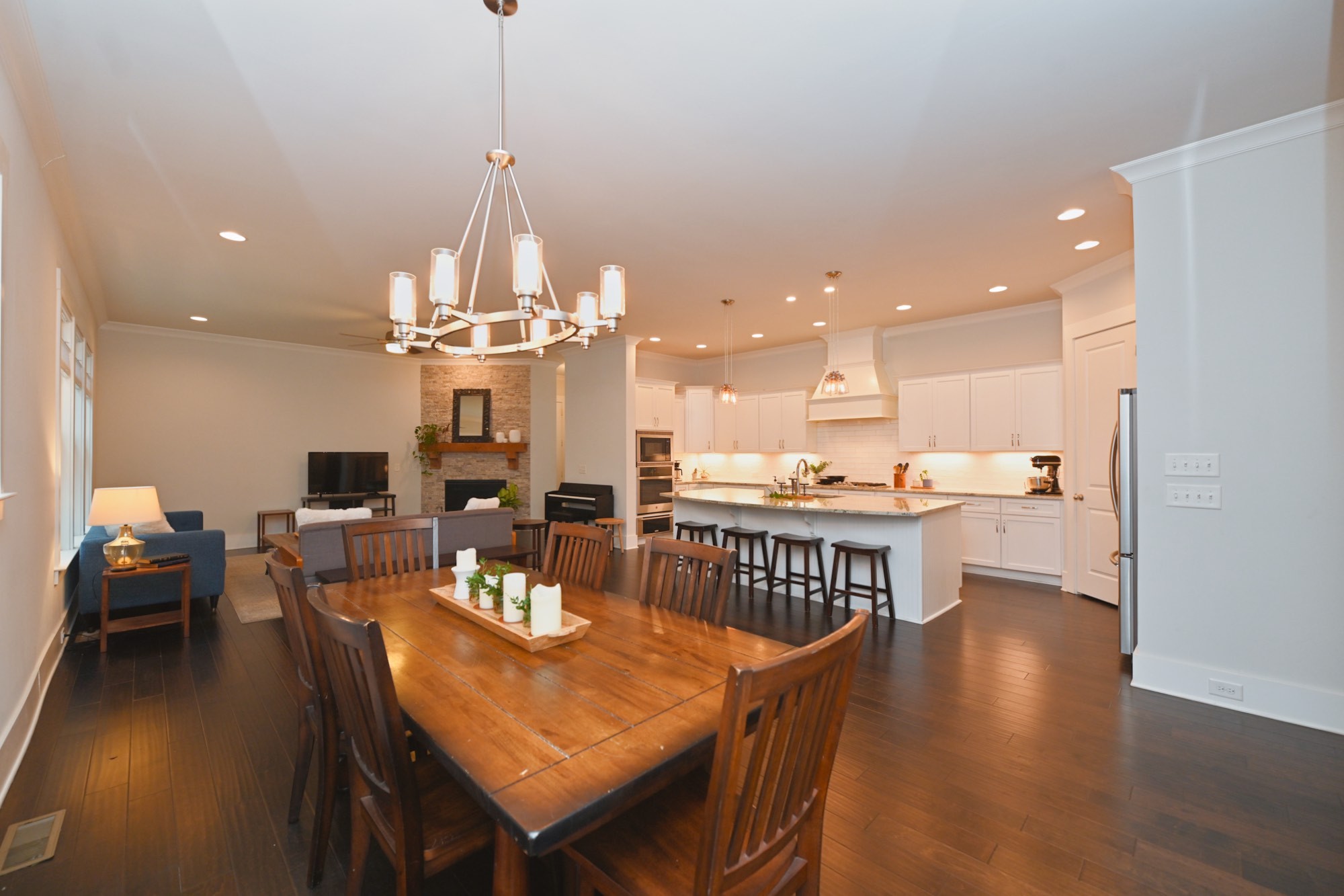 1629 Glen Echo Rd