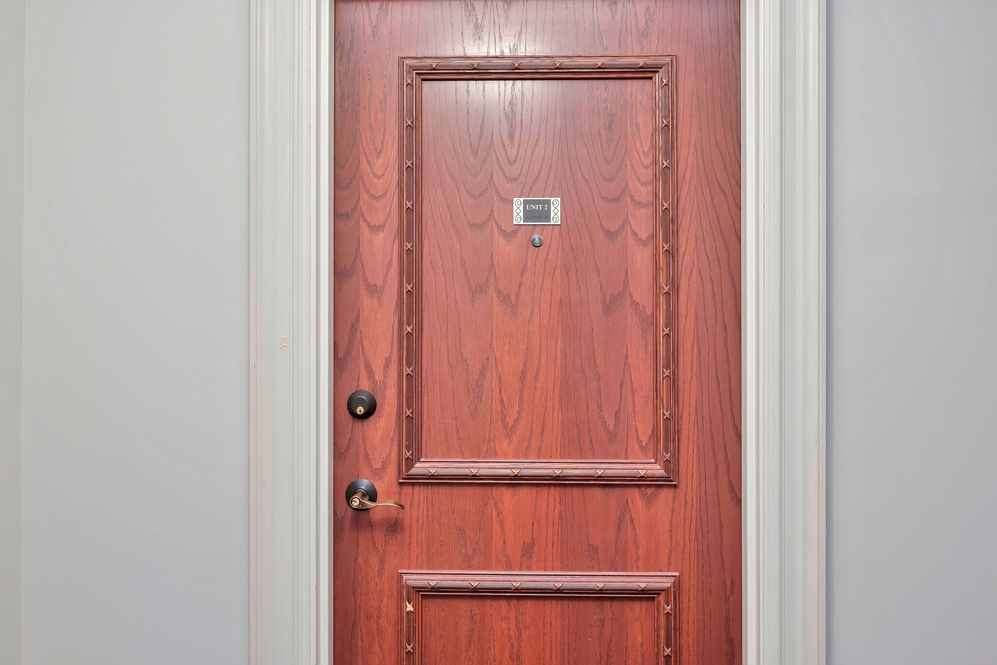 2411 Crestmoor Rd Unit: 2