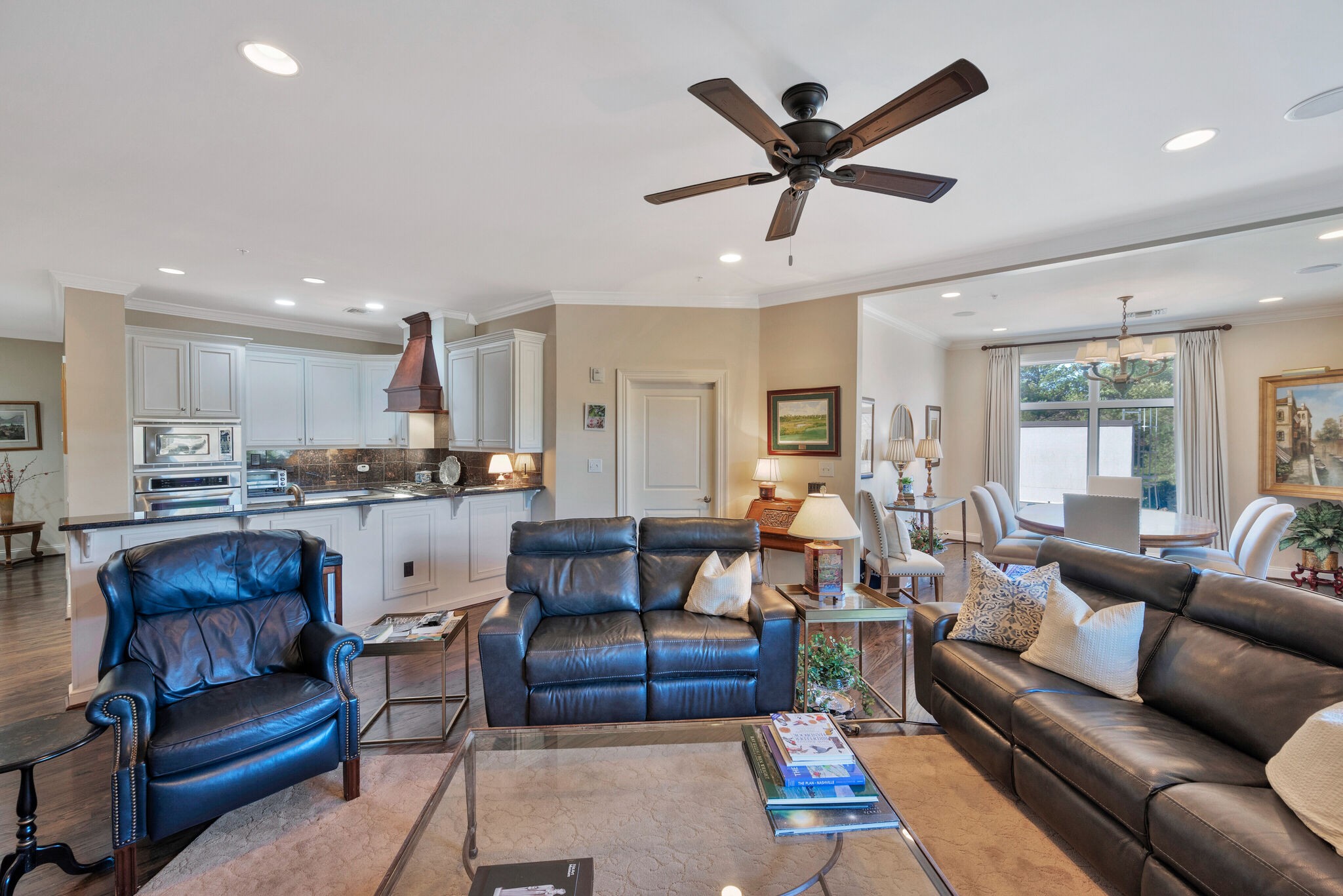 2411 Crestmoor Rd Unit: 2
