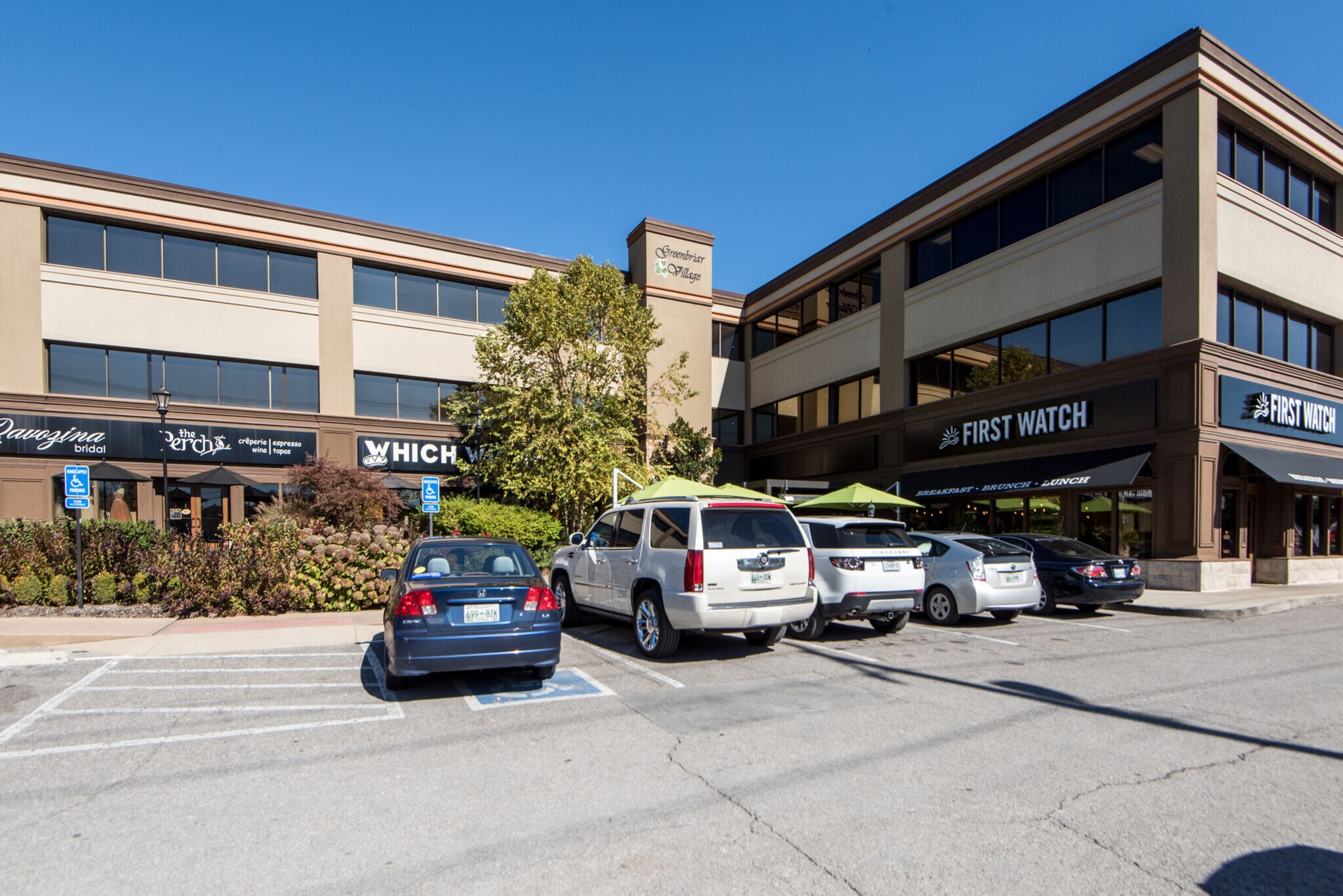2411 Crestmoor Rd Unit: 2