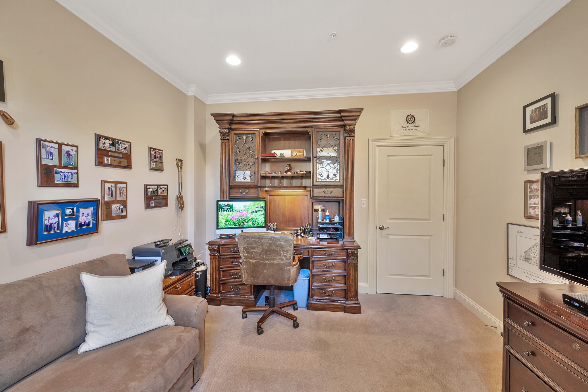 2411 Crestmoor Rd Unit: 2