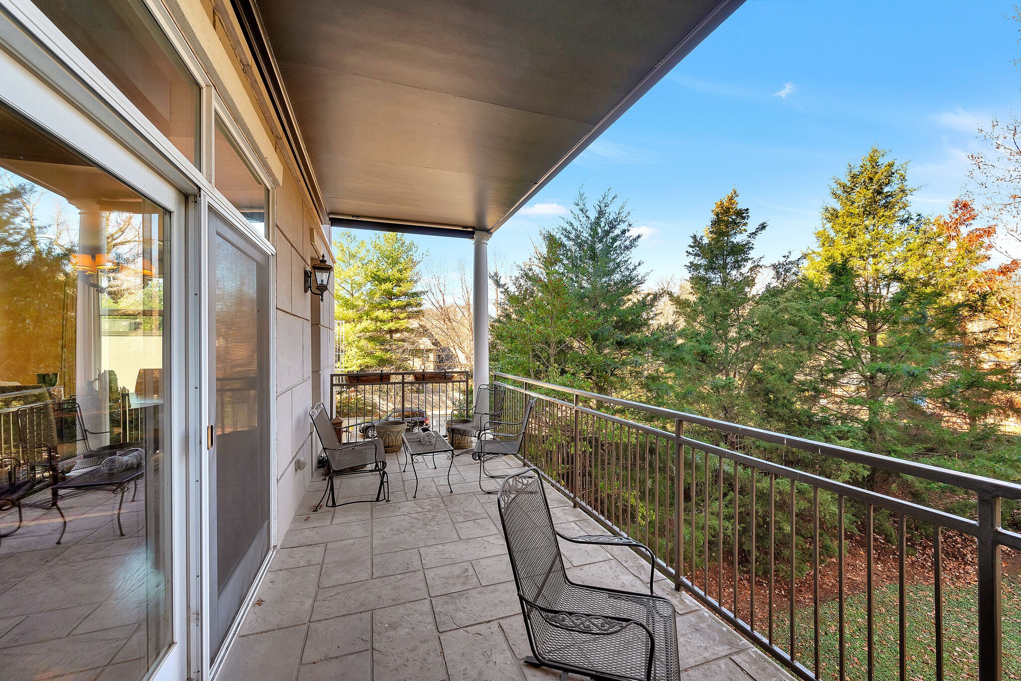2411 Crestmoor Rd Unit: 2