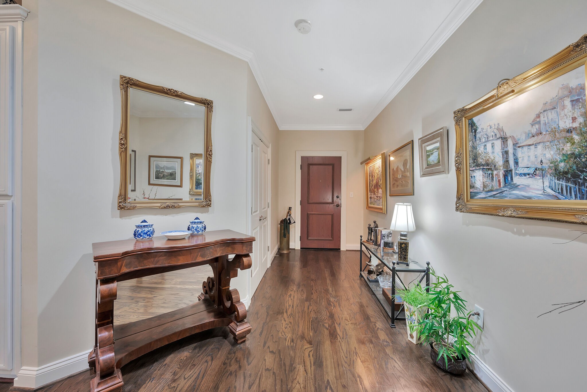 2411 Crestmoor Rd Unit: 2