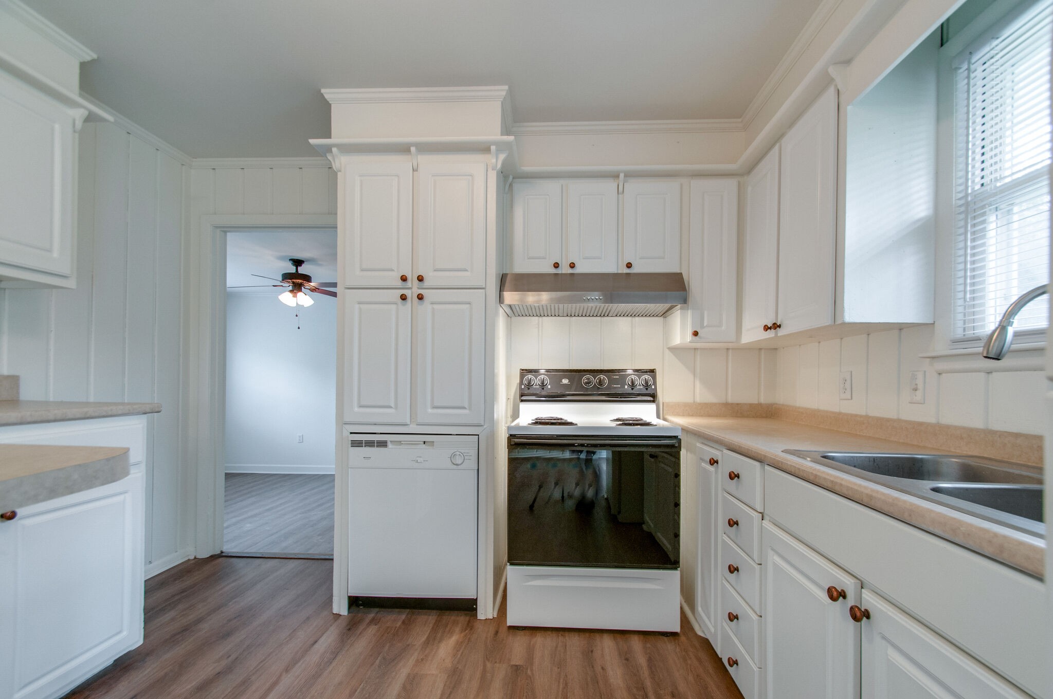 3237 Cloverwood Dr