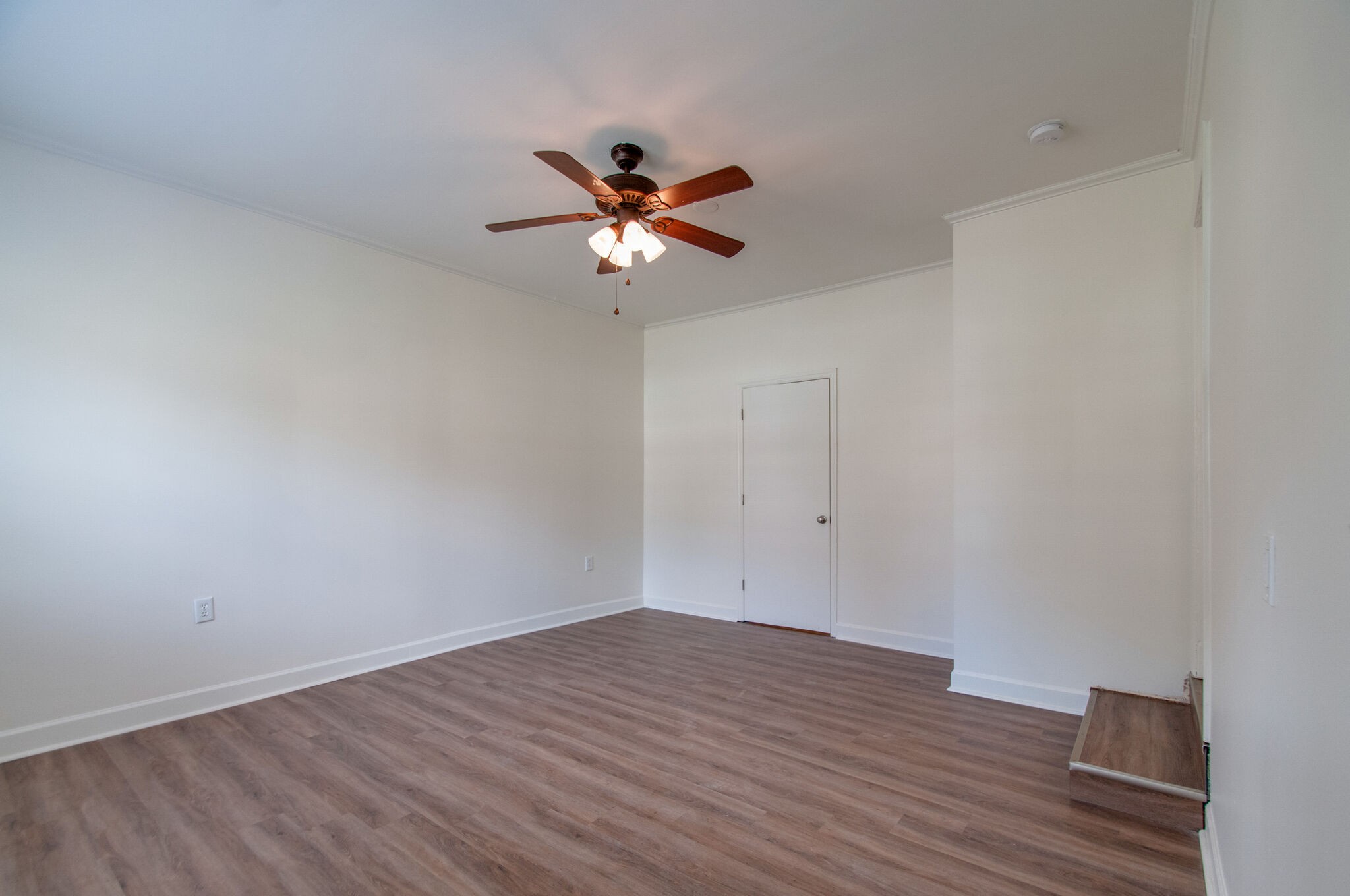 3237 Cloverwood Dr