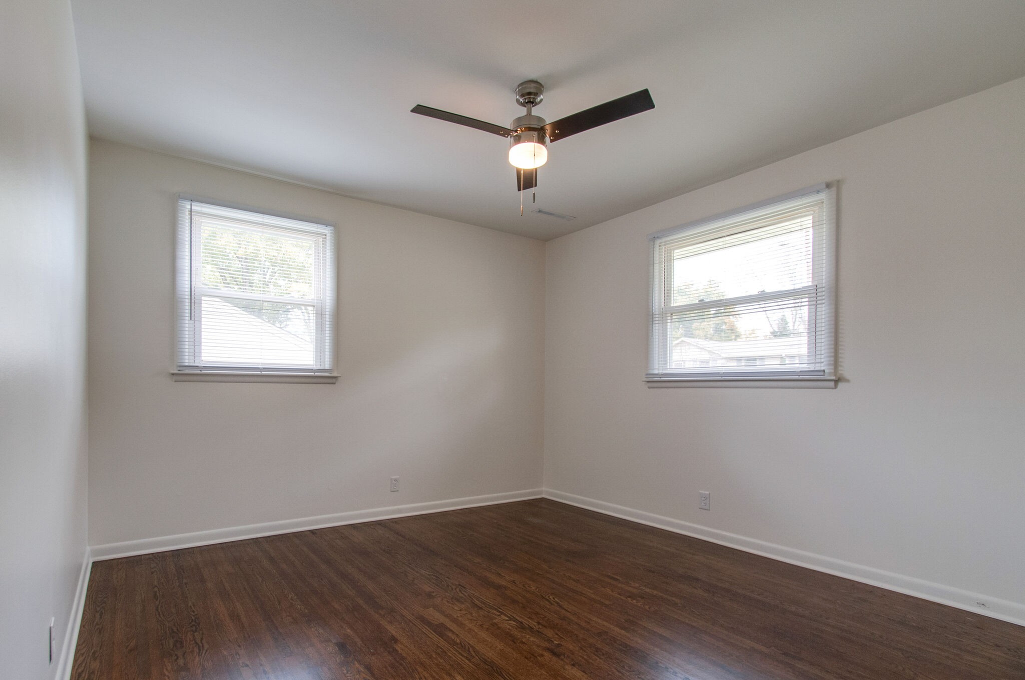 3237 Cloverwood Dr
