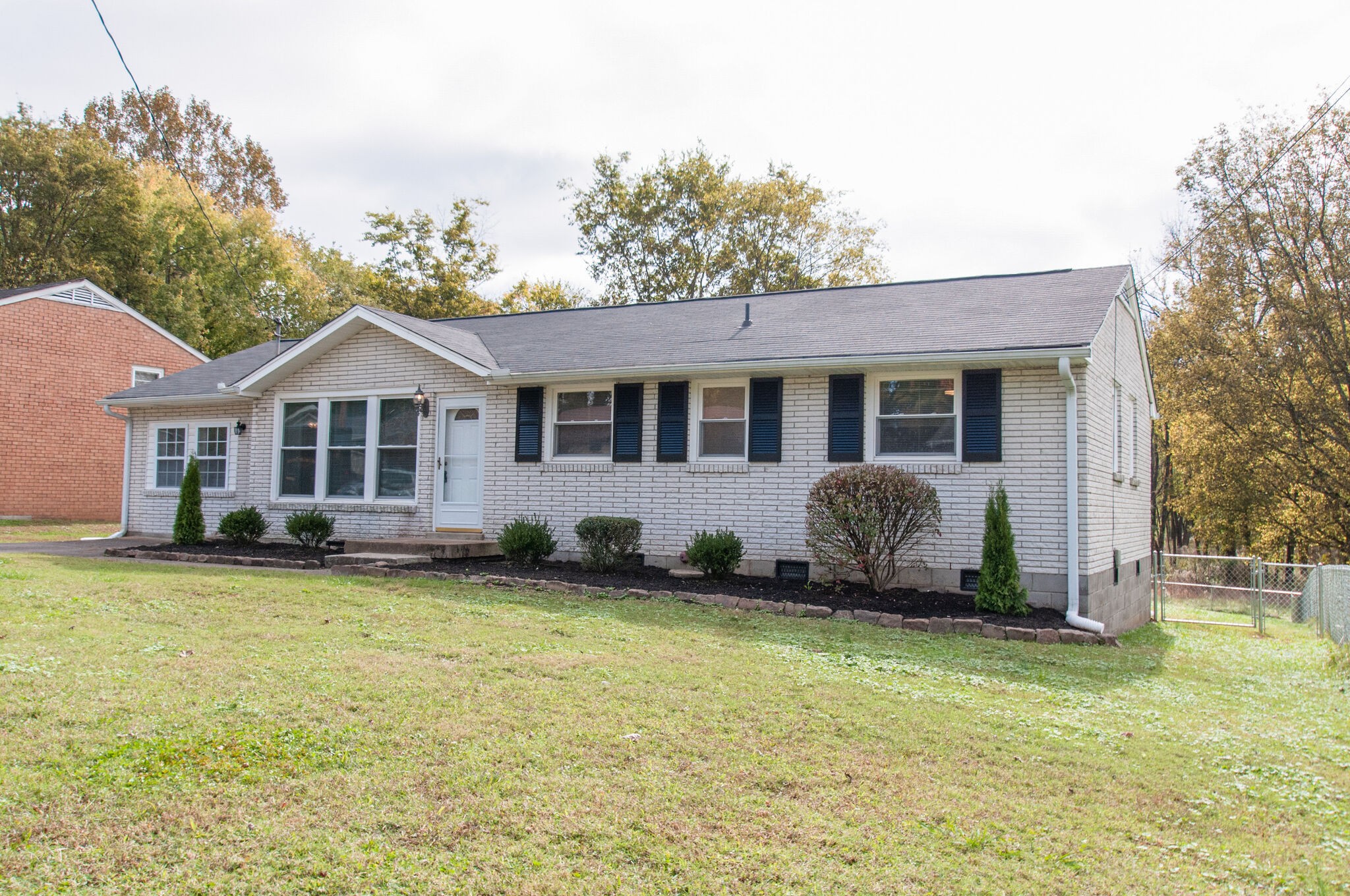 3237 Cloverwood Dr