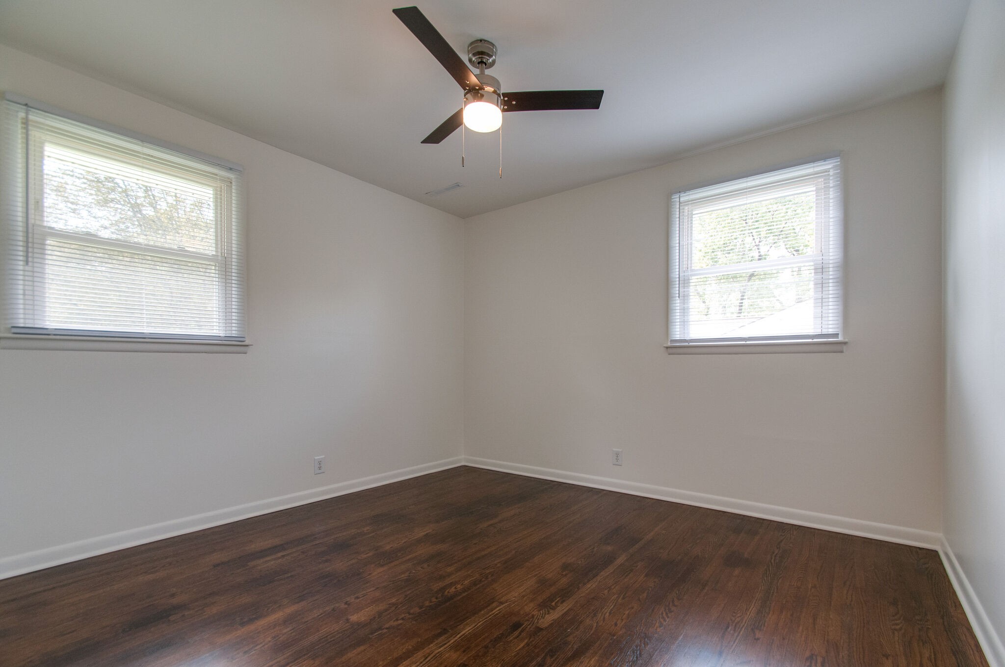 3237 Cloverwood Dr