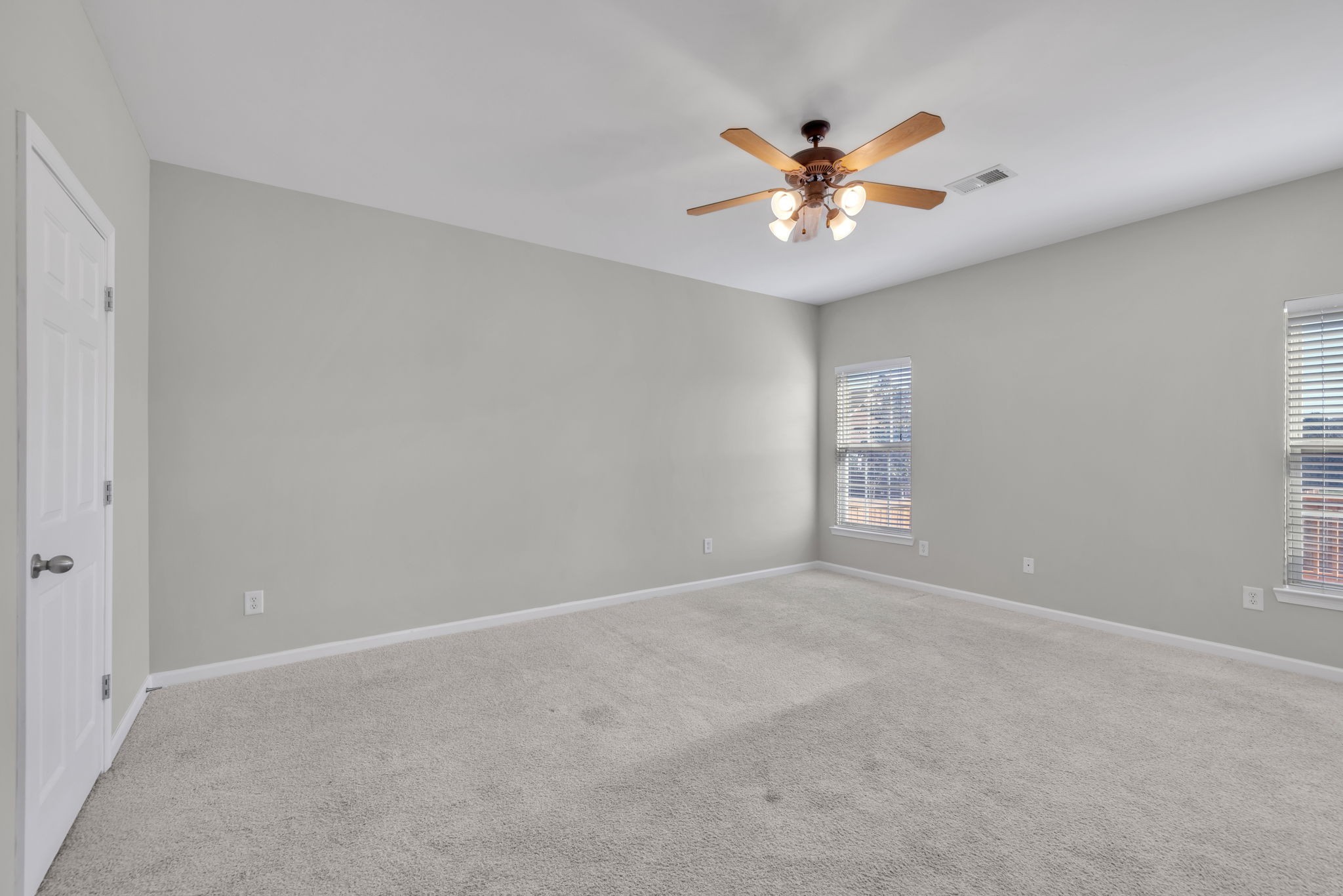 2500 Hester Ct
