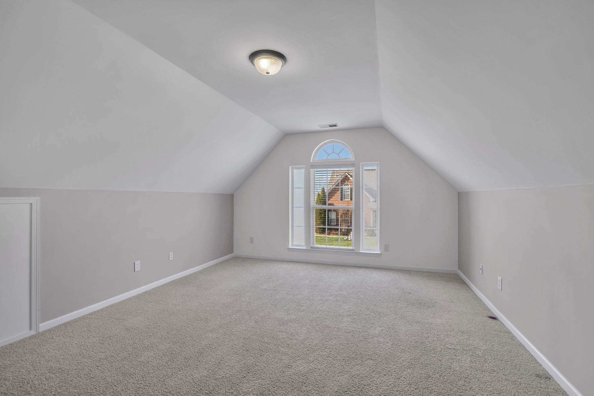 2500 Hester Ct