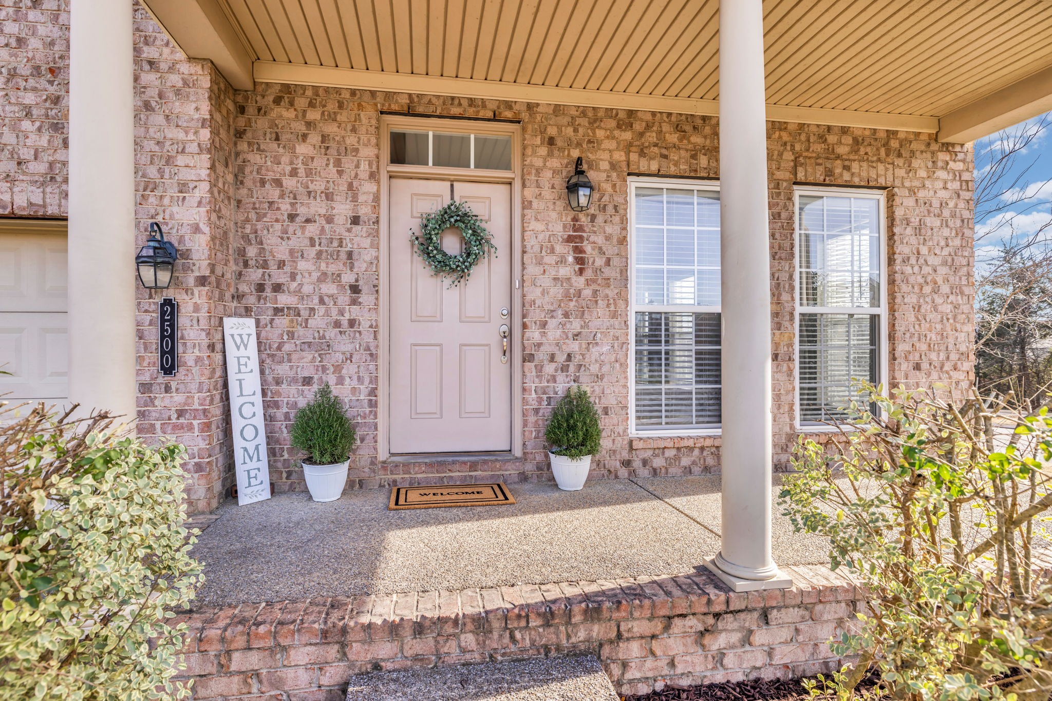 2500 Hester Ct