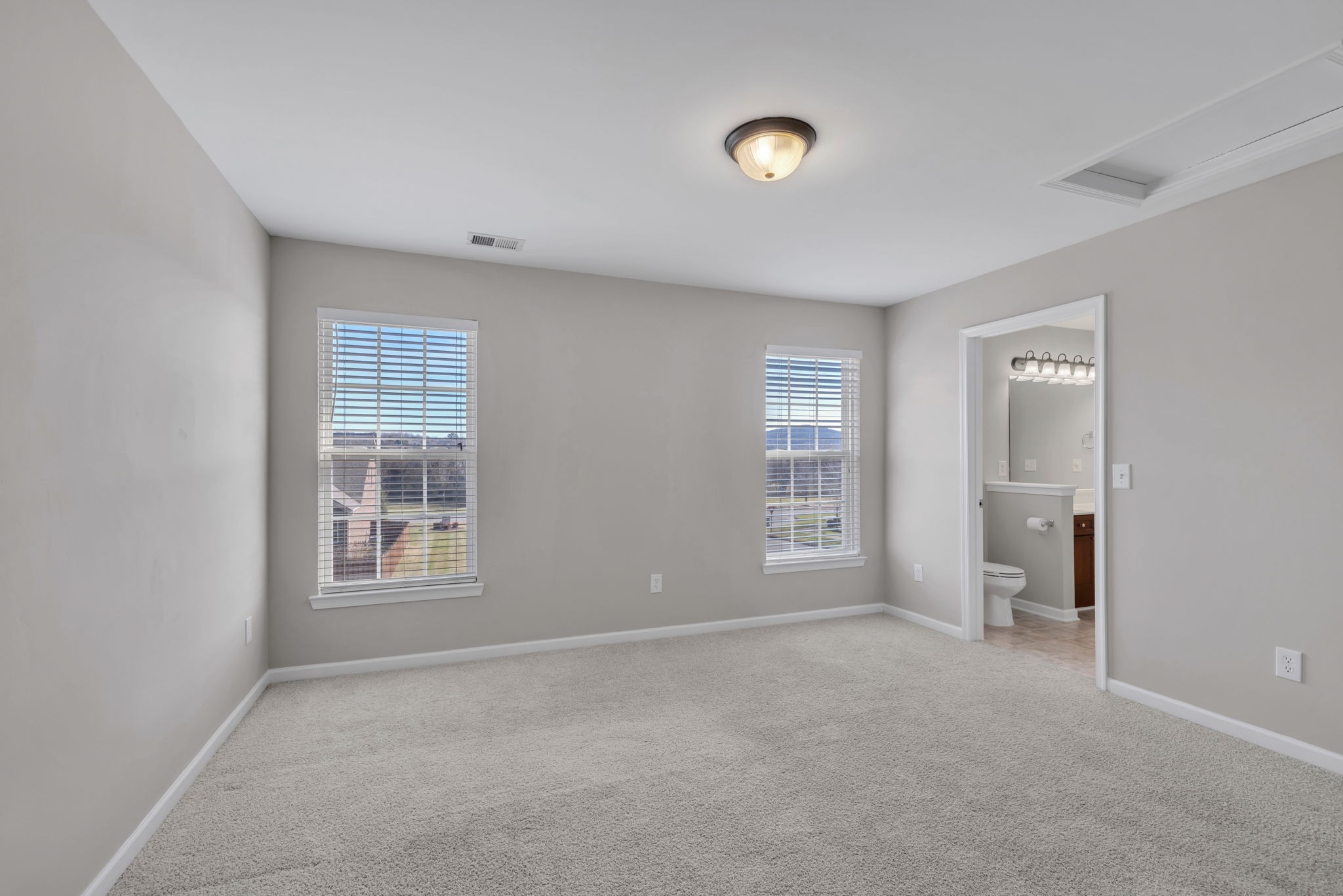 2500 Hester Ct