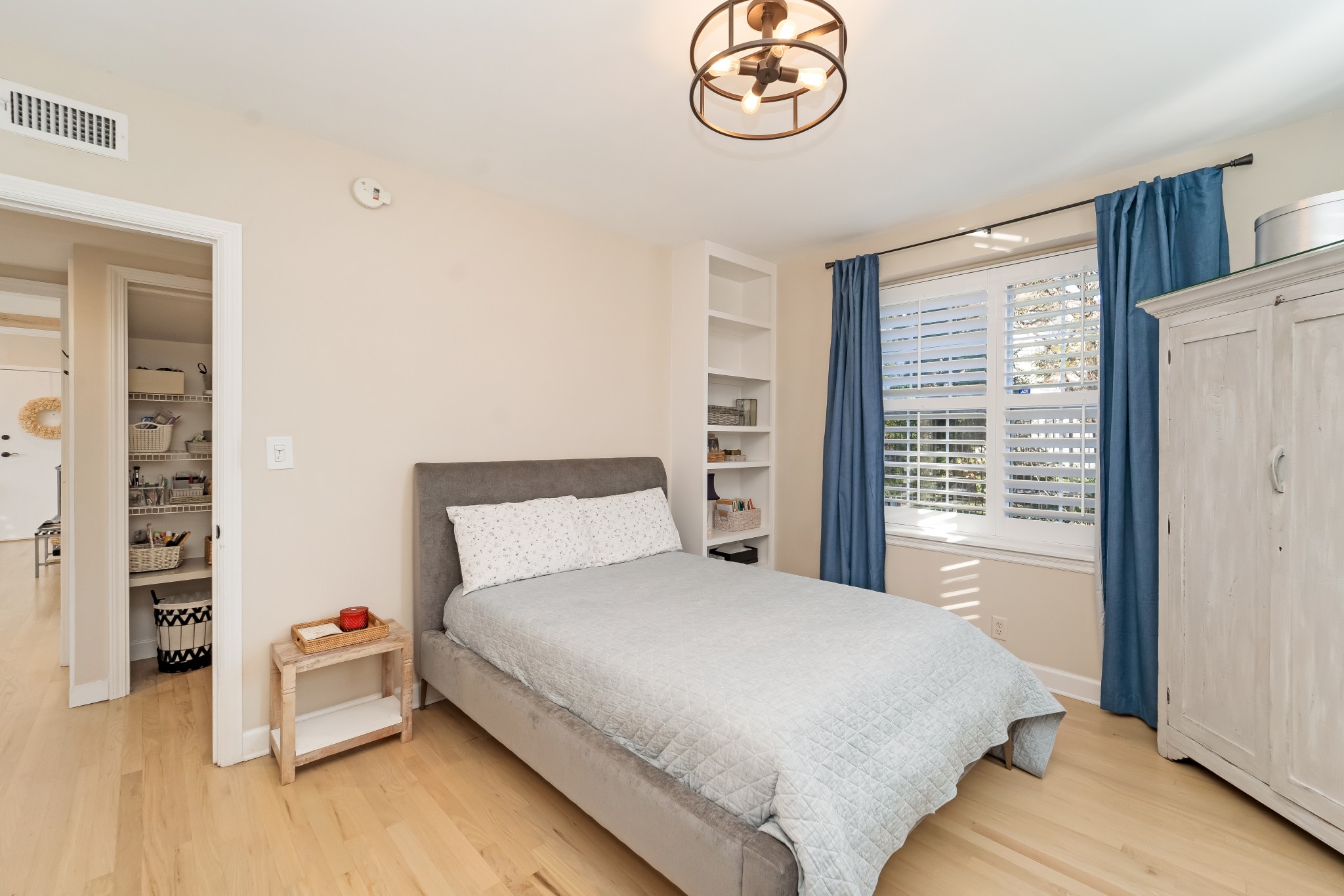 1112 Clifton Ln Unit: 18