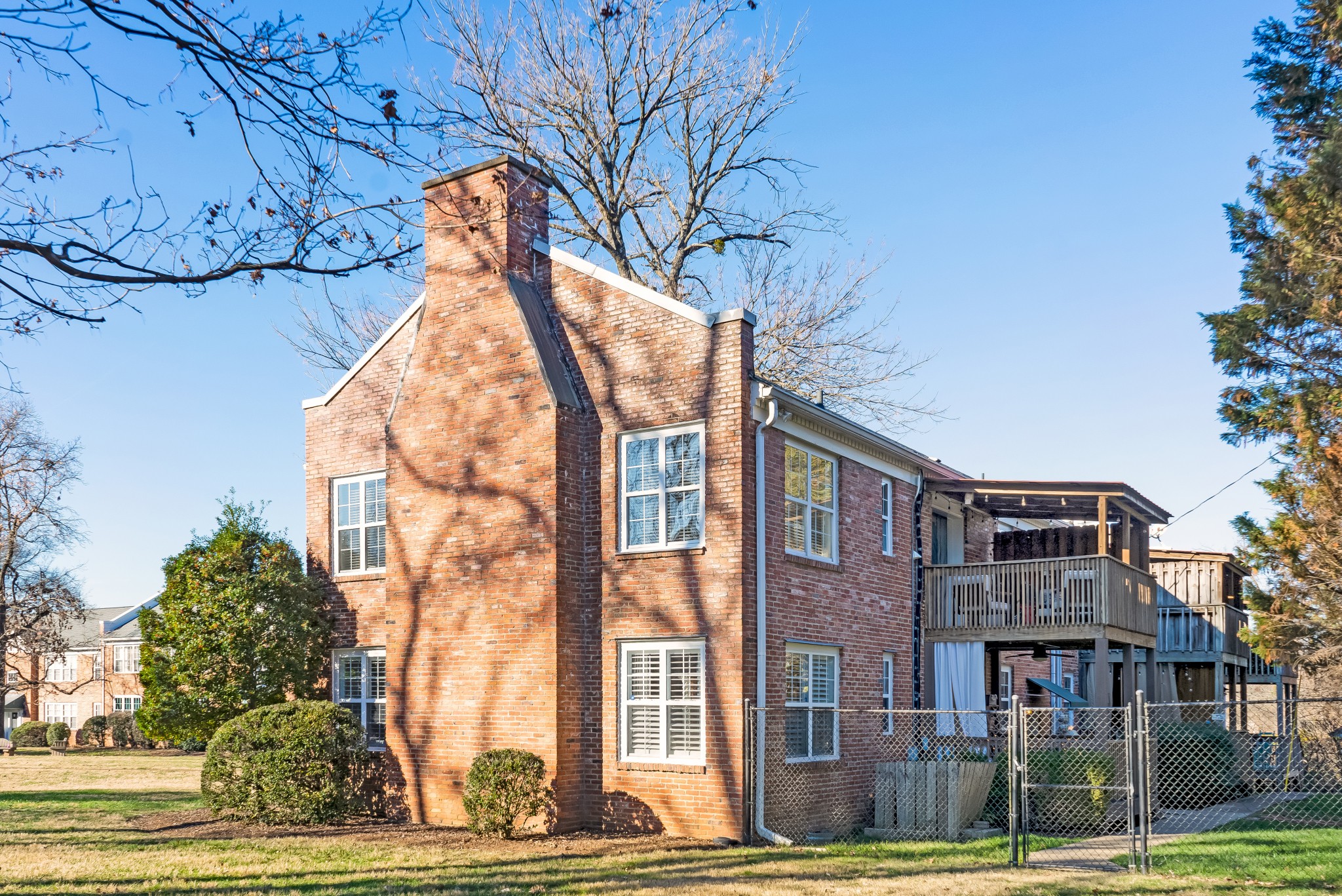 1112 Clifton Ln Unit: 18