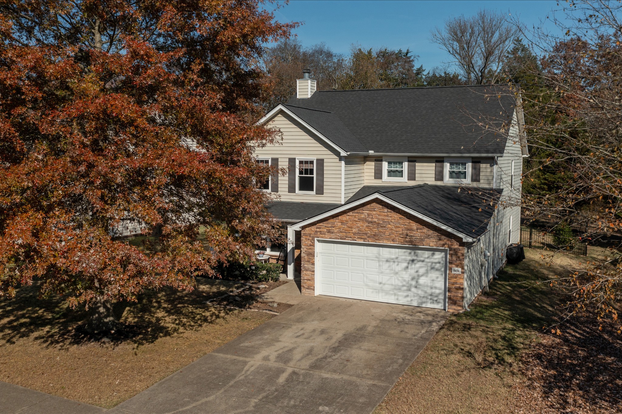5424 Middlebury Dr