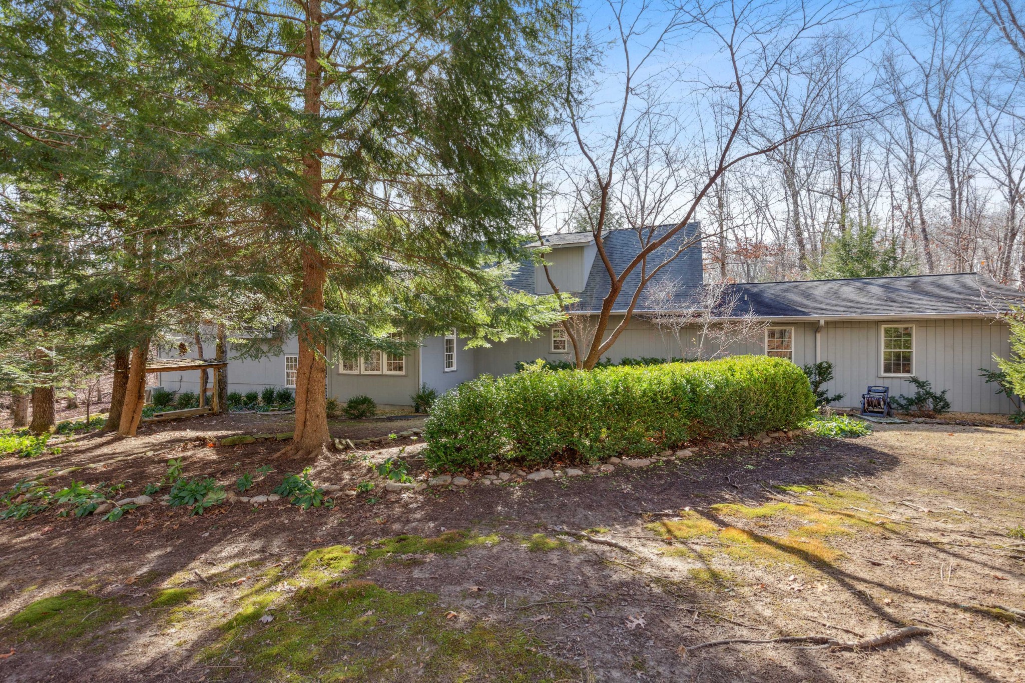 951 Winterberry Dr
